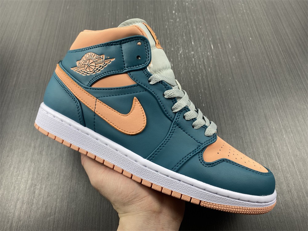 Air Jordan 1 Mid BQ6472-308