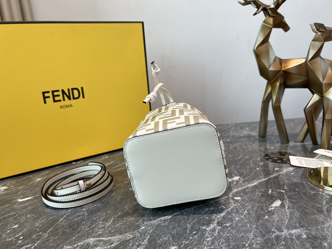 F*endi Bag Top Quality 12*10*18CM