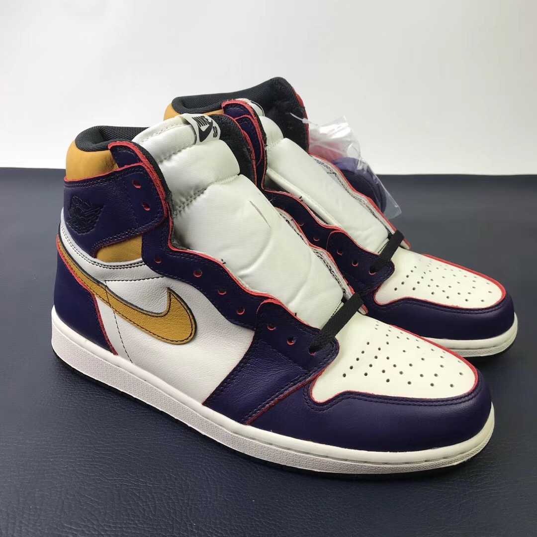 Air Jordan 1 High OG โCourt Purpleโ CD6578-507