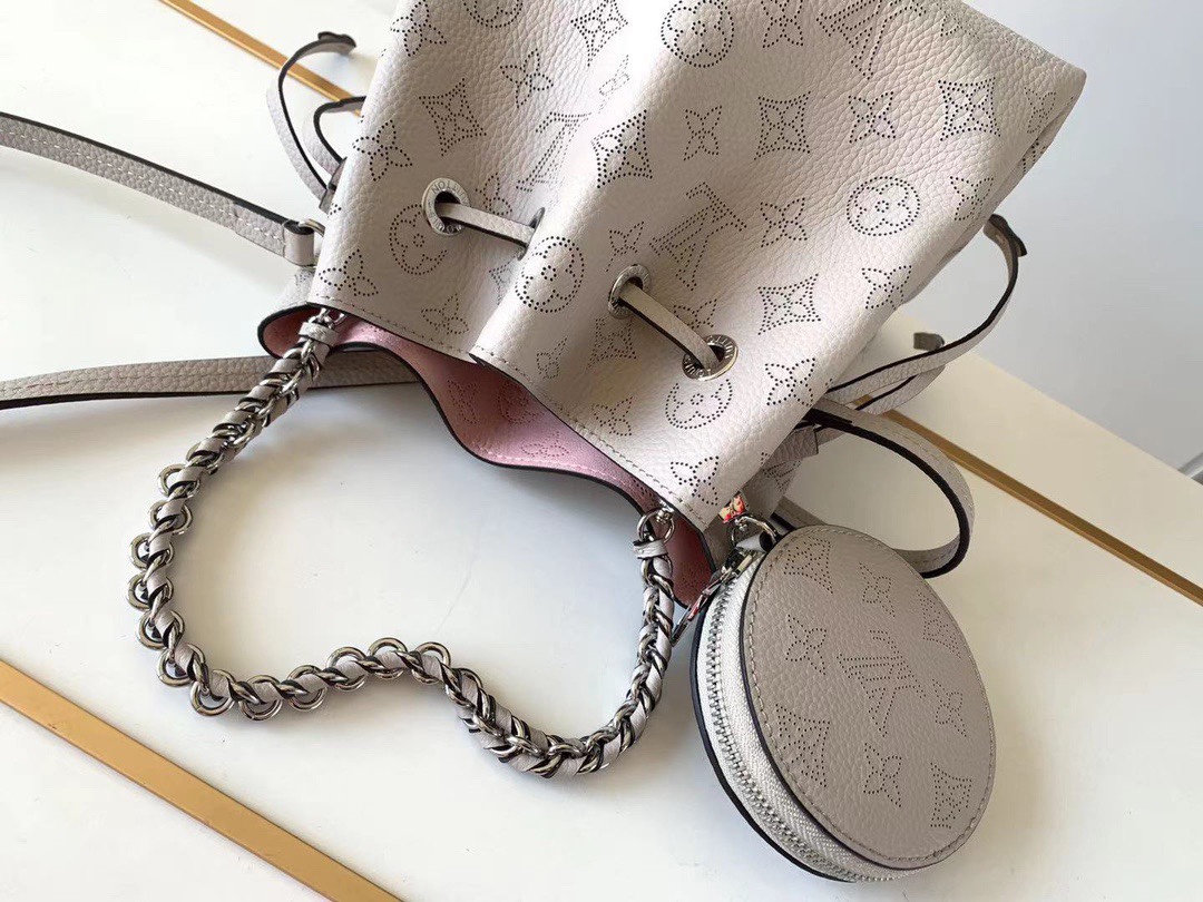 L*ouis V*uitton Top Bag 19*22*14cm