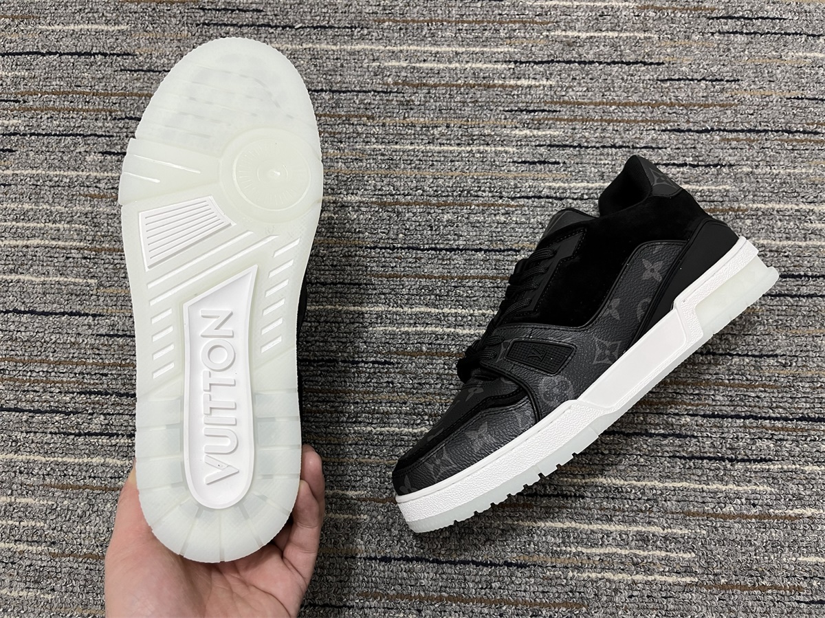 Men L*ouis V*uitton Top Sneakers