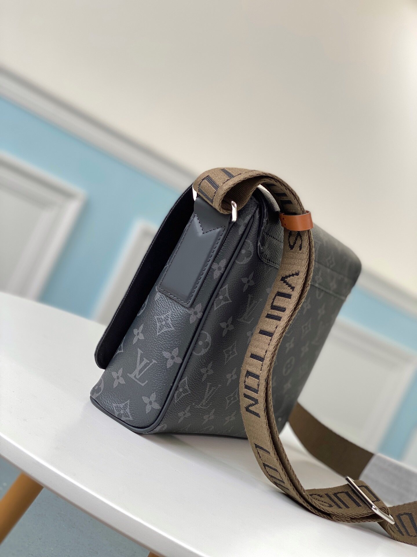 L*ouis V*uitton Bag Top Quality 25*22*7cm