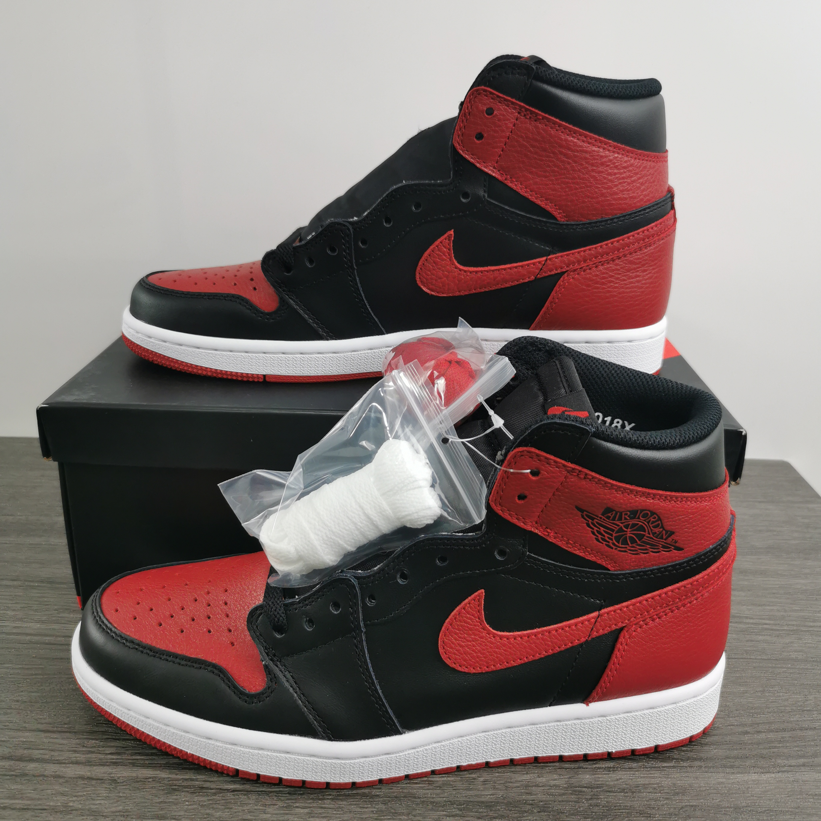 Air Jordan 1 Banned 555088-001