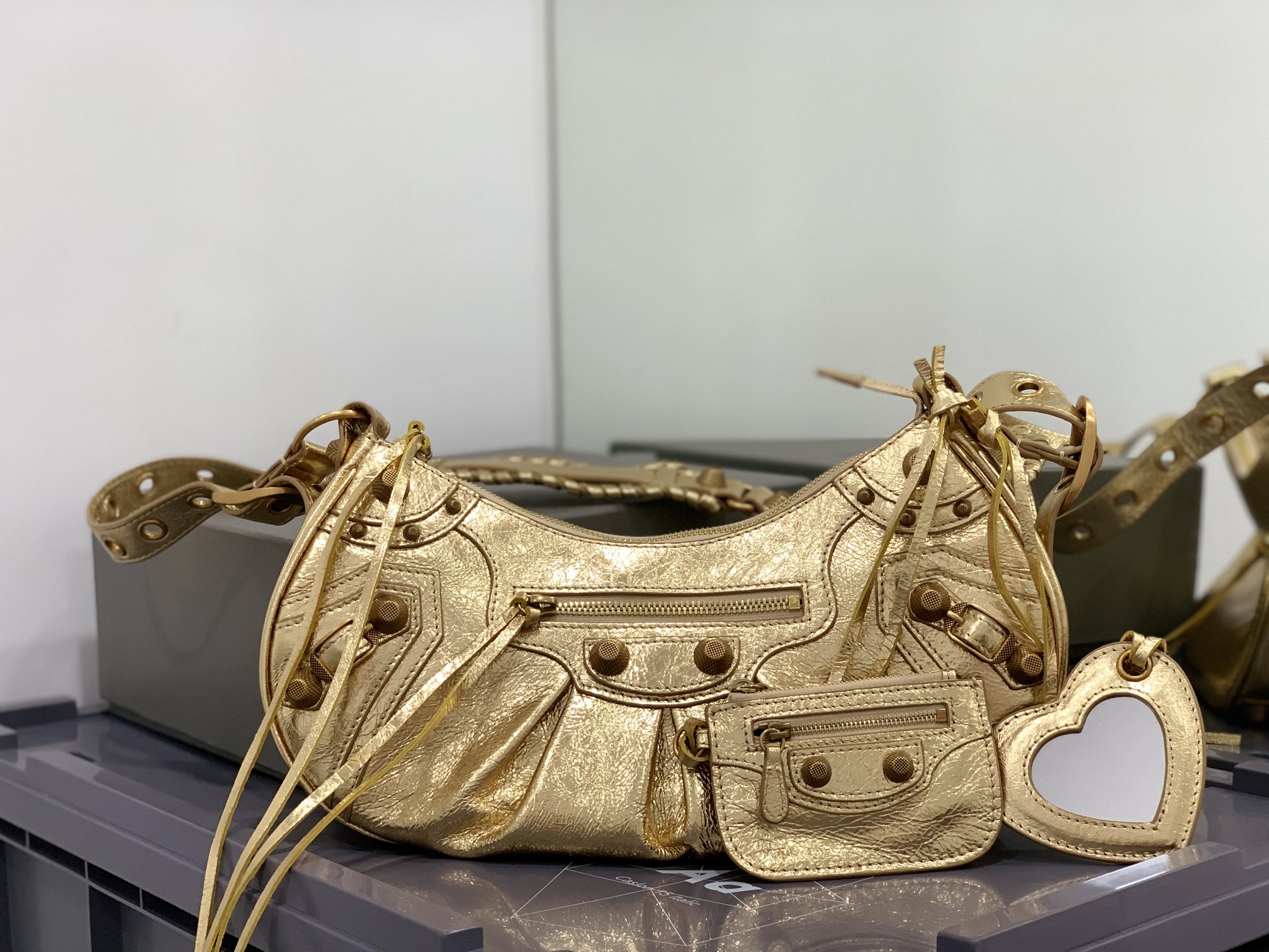 B*alenciaga Bag Top Quality 33x16x8.4cm