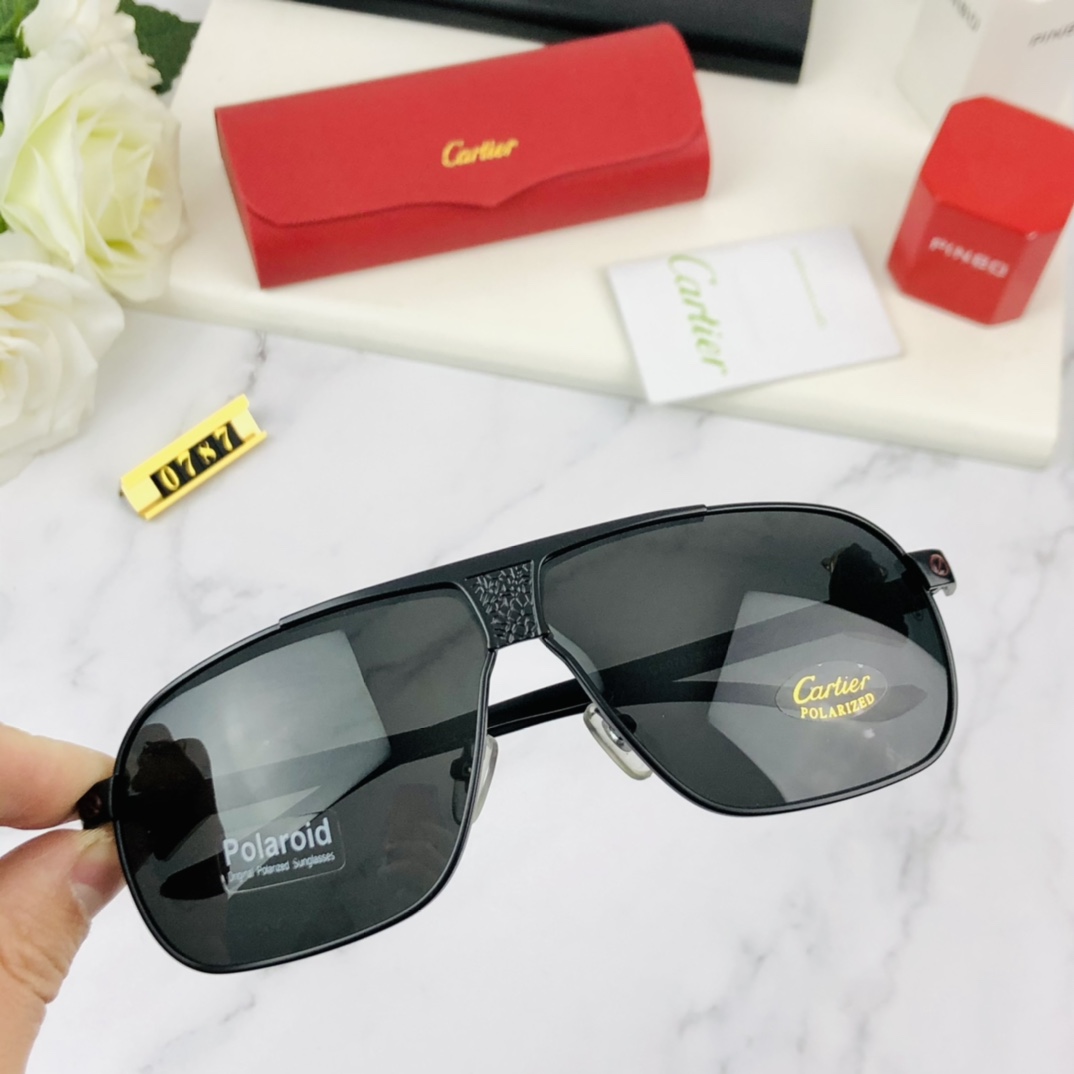 C*artier Glasses Top