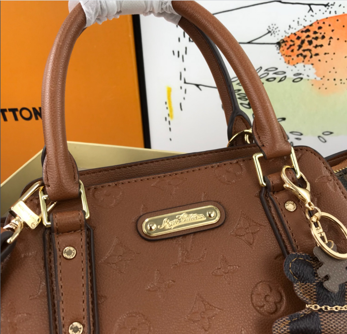 L*ouis V*uitton Top Bag 31*24*13cm