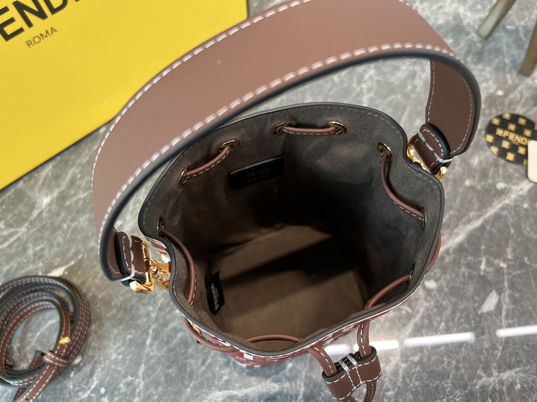 F*endi Bag Top Quality 12*10*18CM