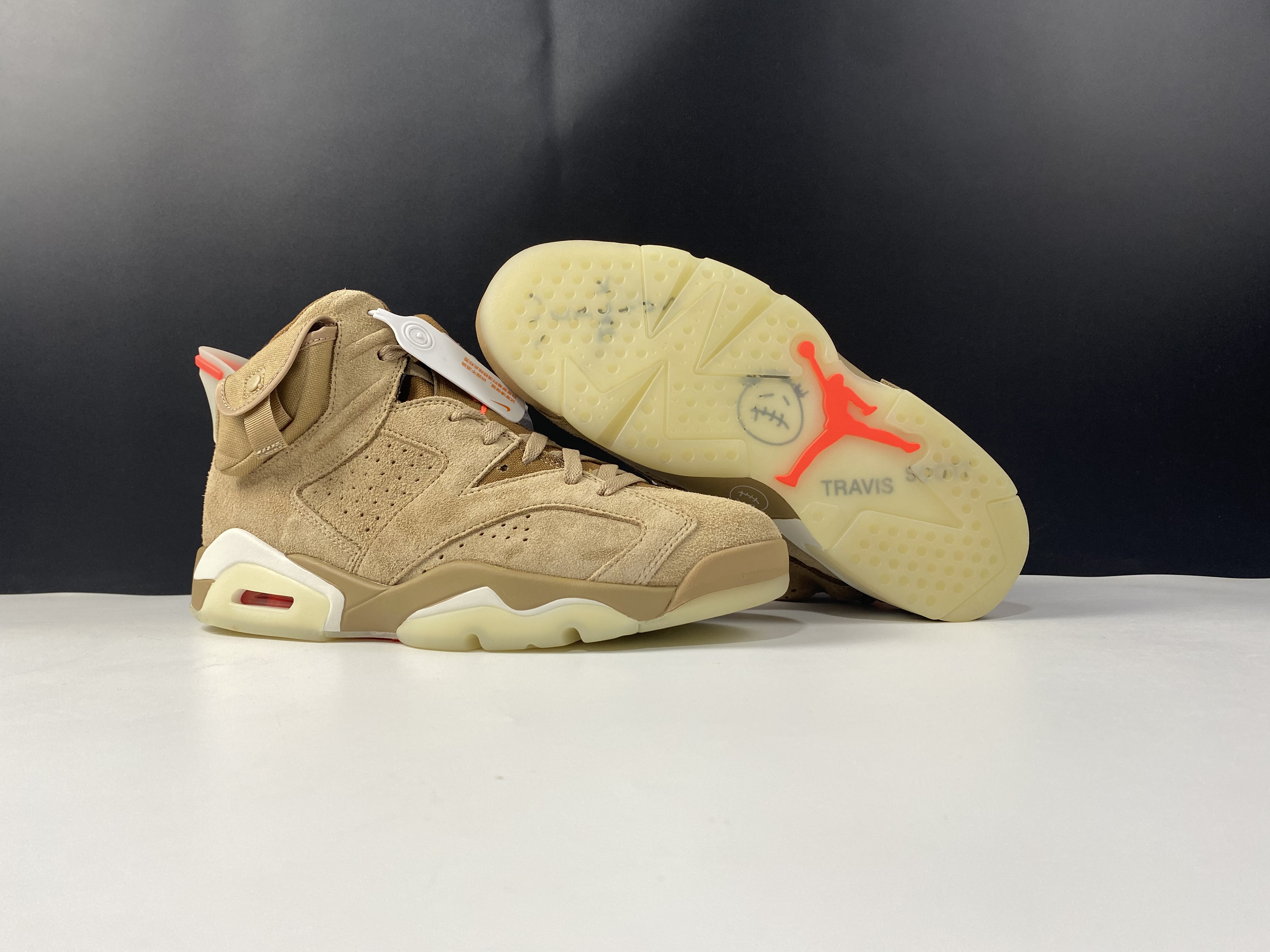 Travis Scott x Air Jordan 6 DH0690-200