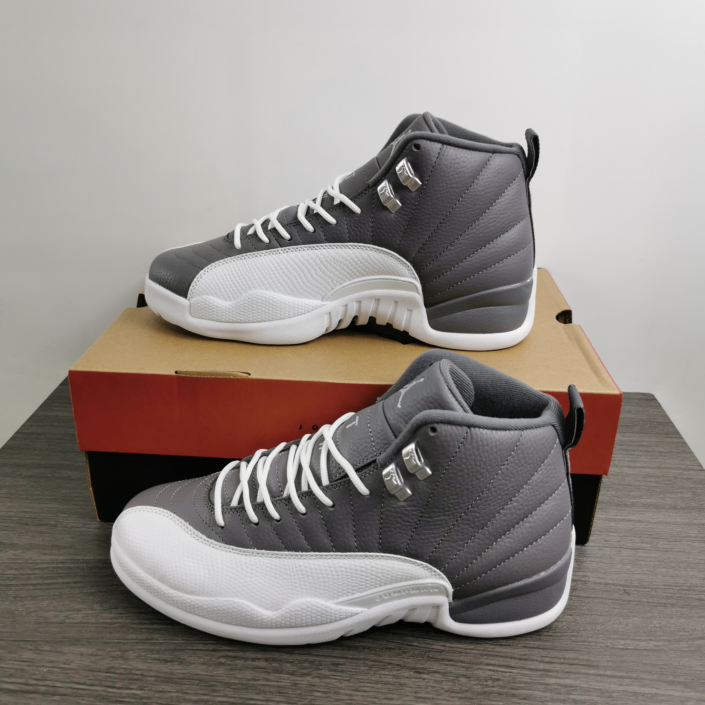 Air Jordan 12 STEALTH CT8025-610