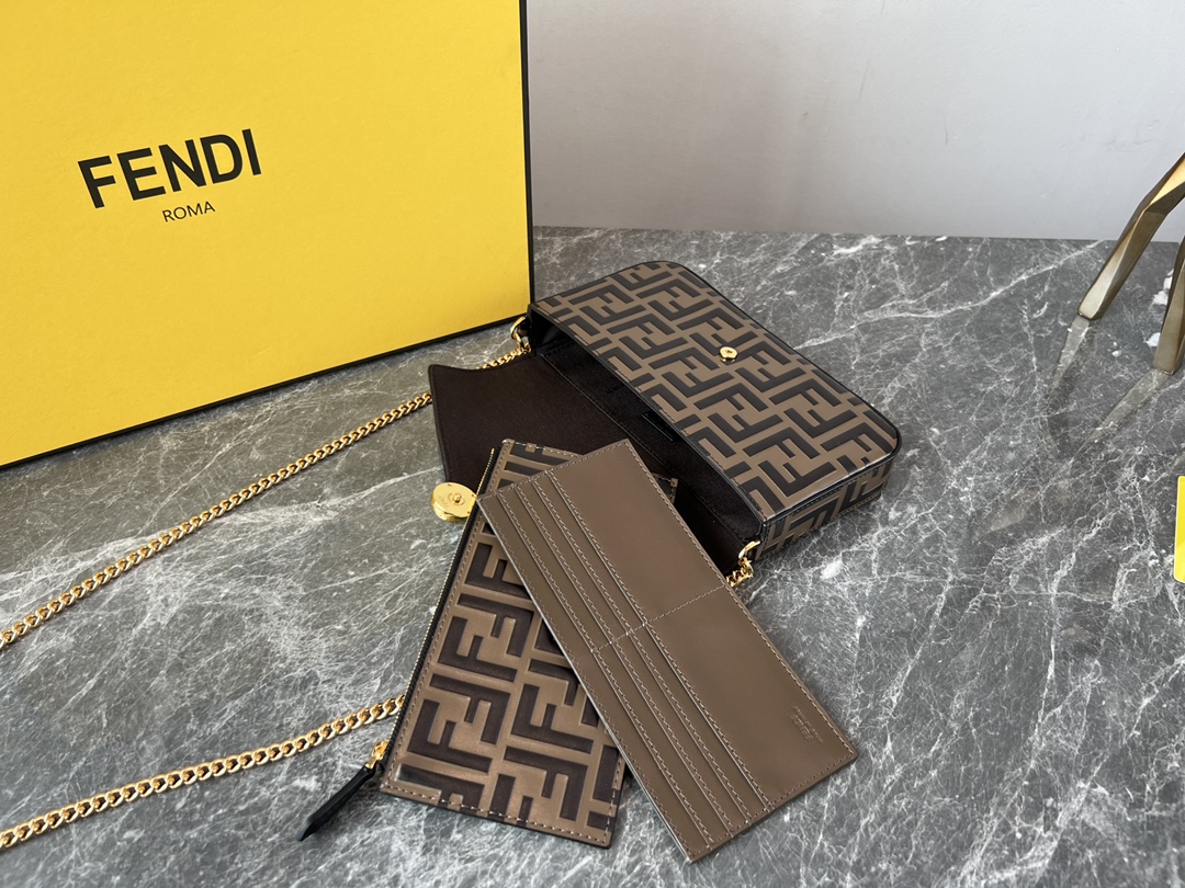 F*endi Bag Top Quality 22*12*3CM