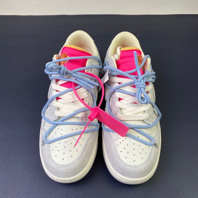 from O*ff-W*hite x Nike Dunk Low