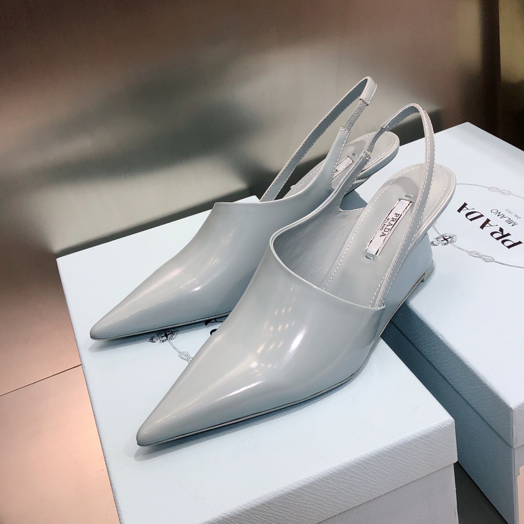 Women P*rada Top Quality Sandals