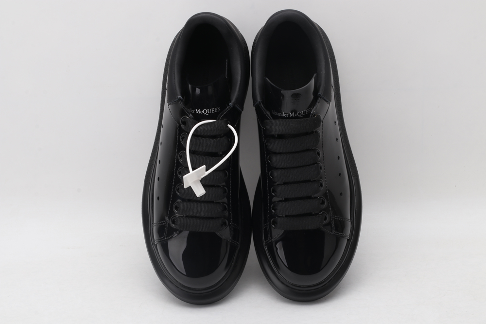 A*exander M*queen Sneaker