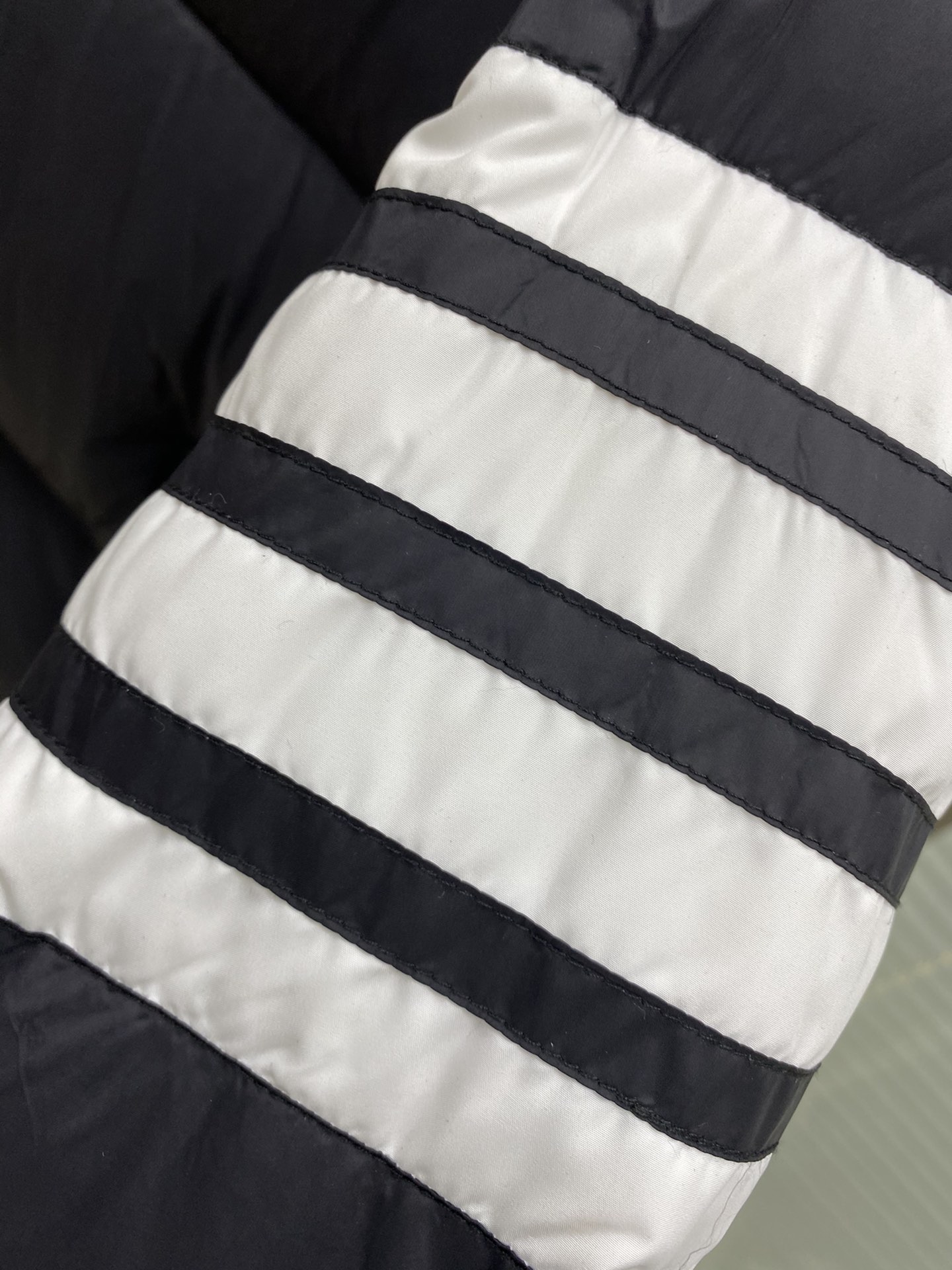 Men Jacket/Sweater Top Quality