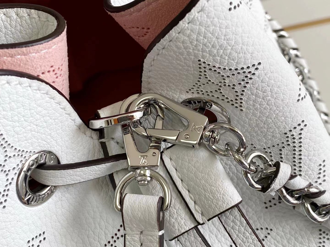 L*ouis V*uitton Top Bag 19*22*14cm