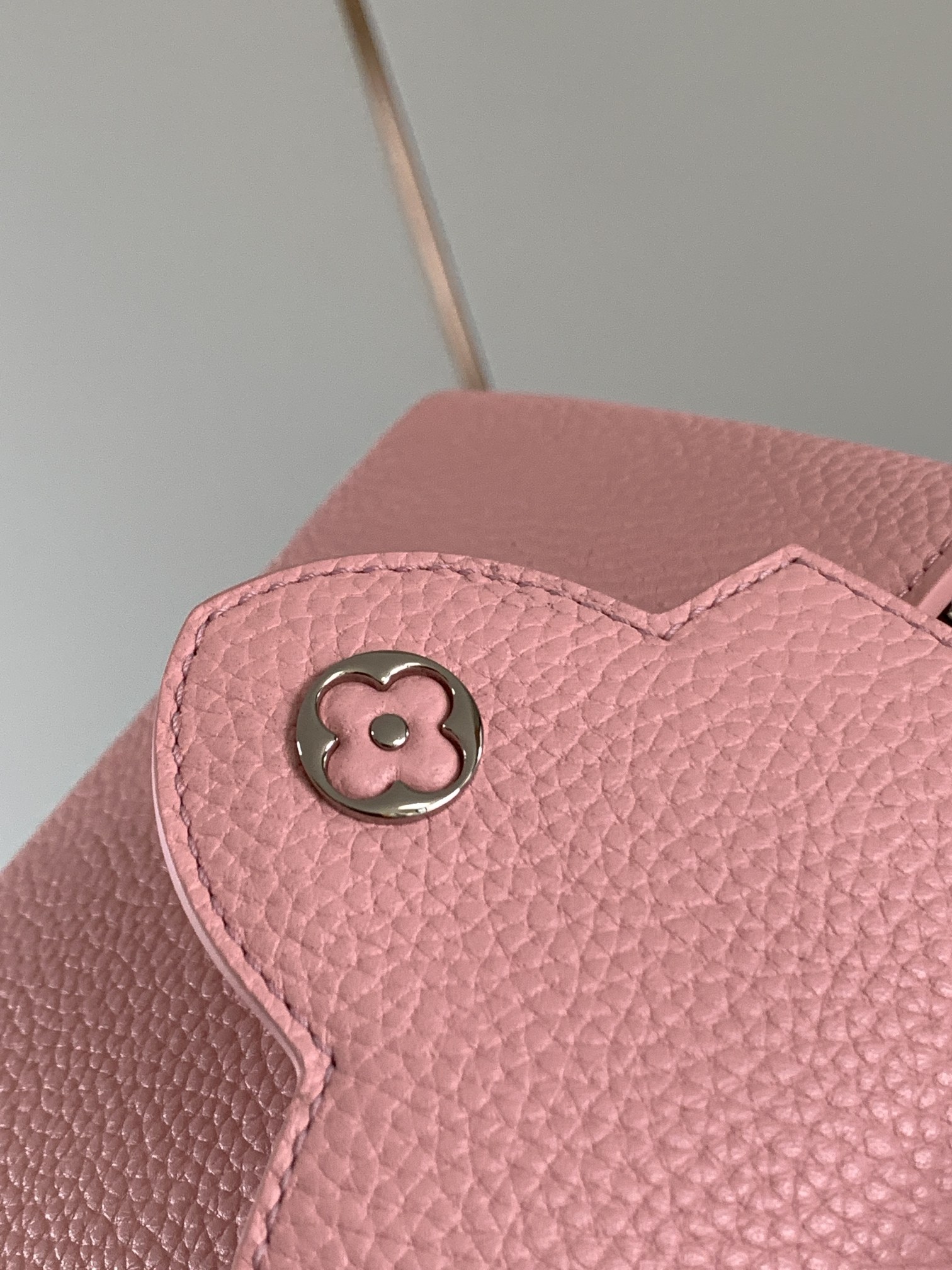 L*ouis V*uitton Bag Top Quality 21*14*8CM