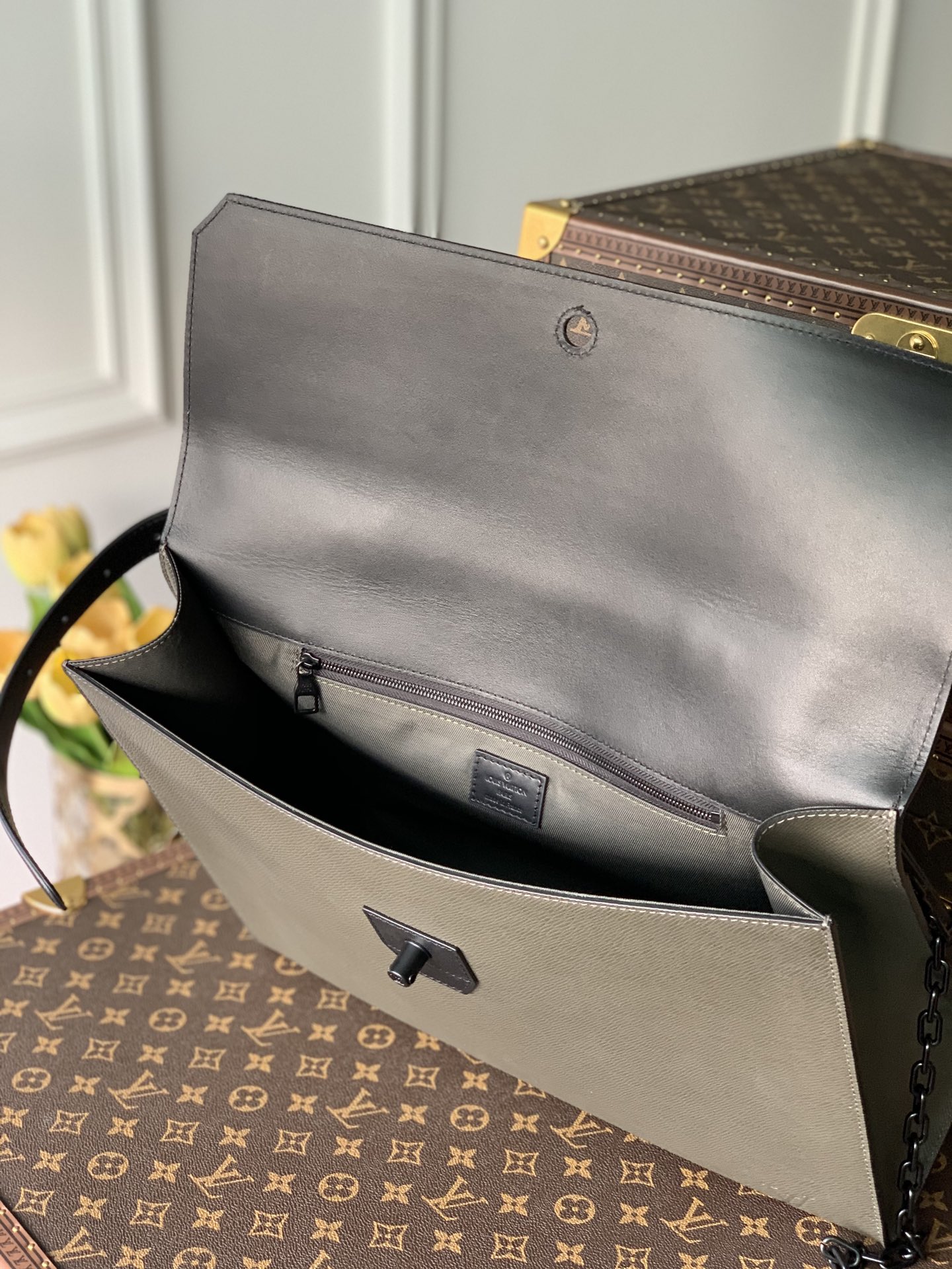 L*ouis V*uitton Top Bag 40*34*10CM