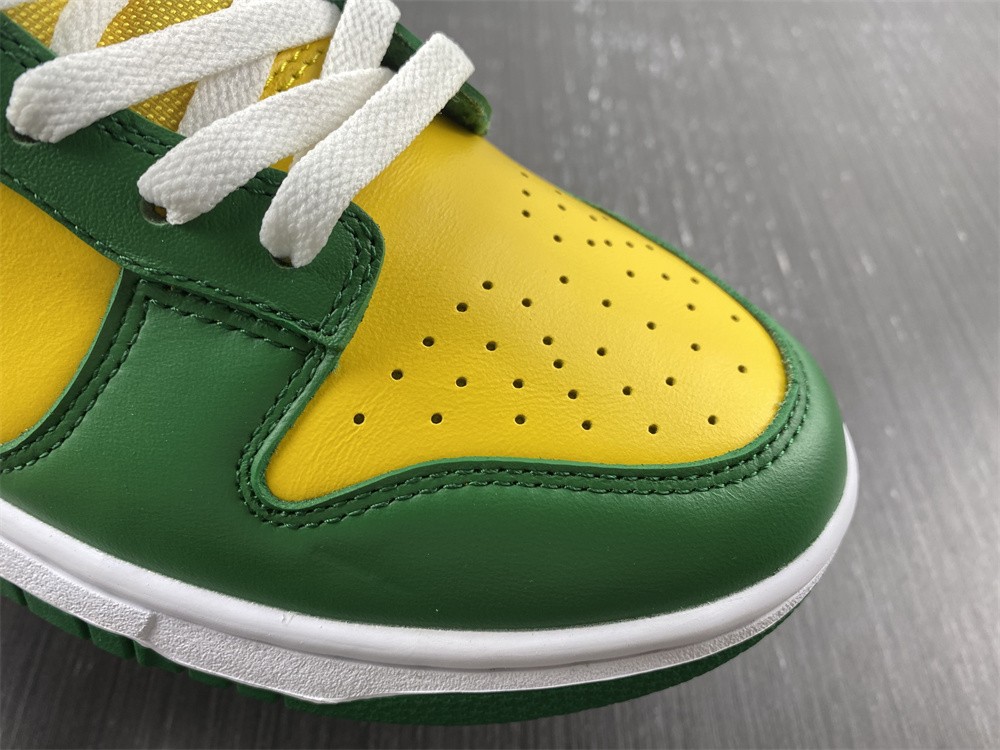 from Nike Dunk SB Low SP Brazil CU1727-700