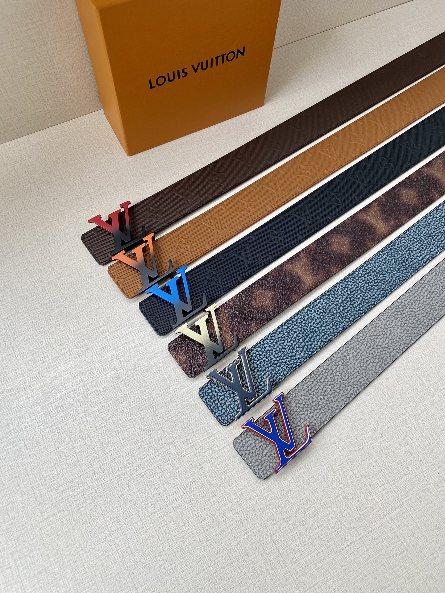 L*ouis V*uitton Belts Top Quality 40MM