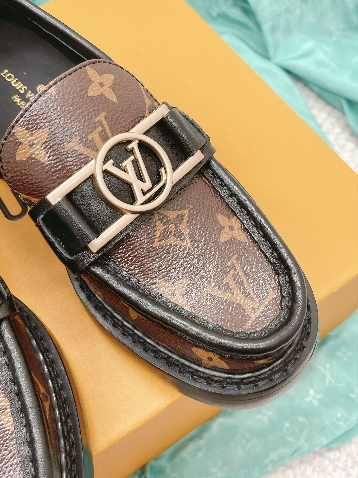 Women L*ouis V*uitton Top Sneaker