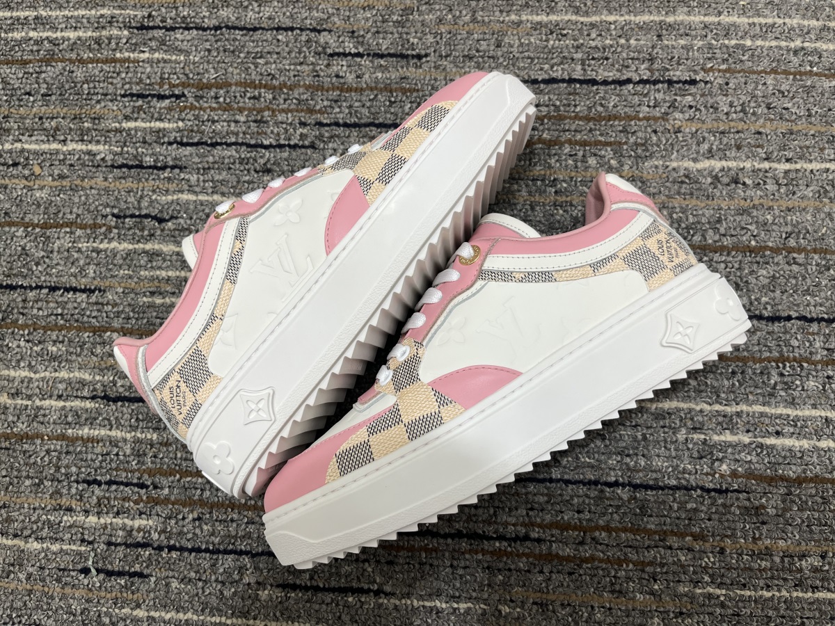 Women L*ouis V*uitton Top Sneakers