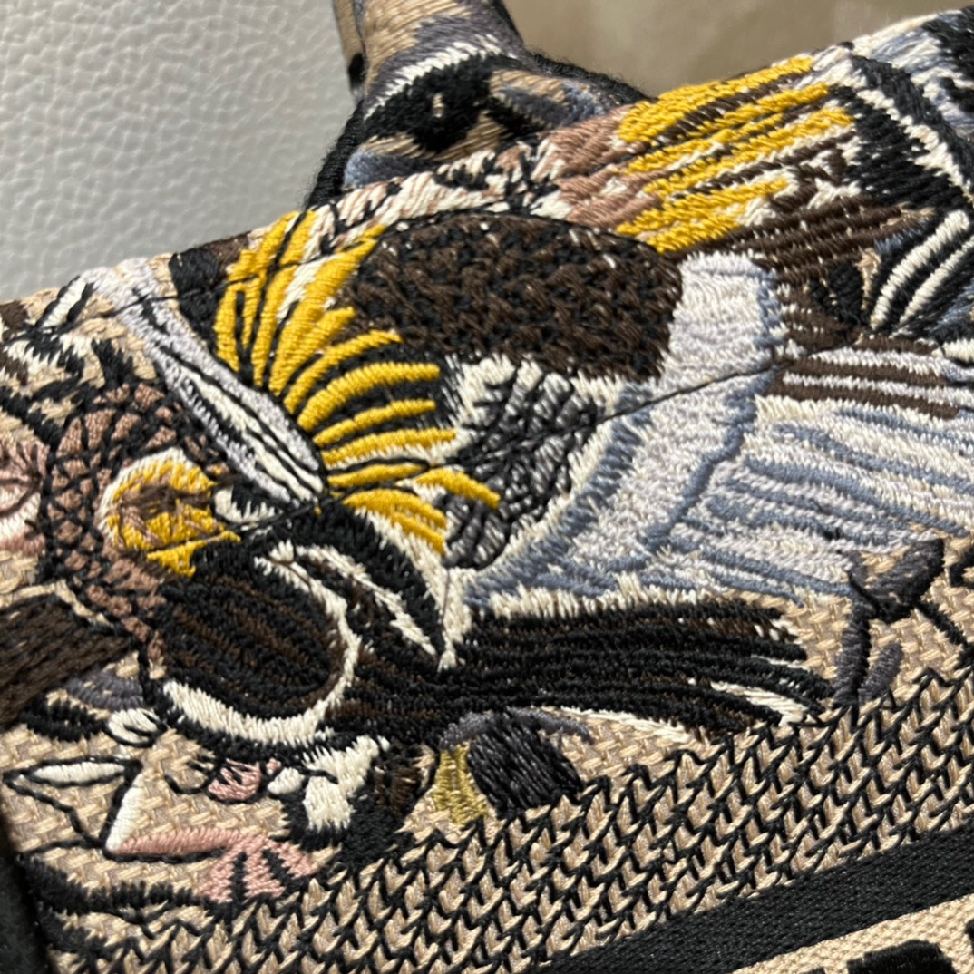 Lady D*ior Book tote Top Quality 26*8*22cm