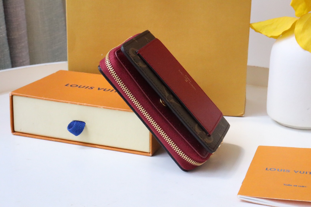 L*ouis V*uitton Bag Top Quality 11.5*8.5*2.2CM