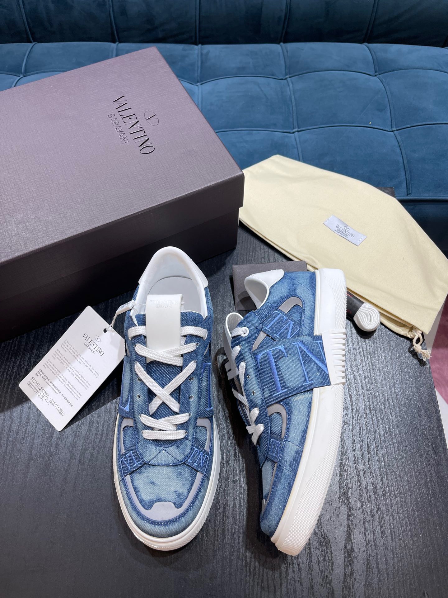 Women Men V*alentino Top Sneakers