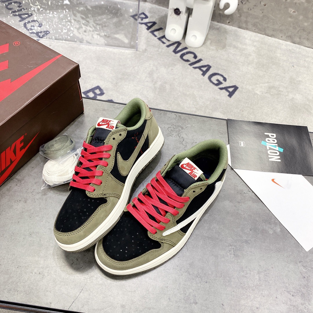 Travis Scott x Air Jordan 1 Low Reverse Mocha