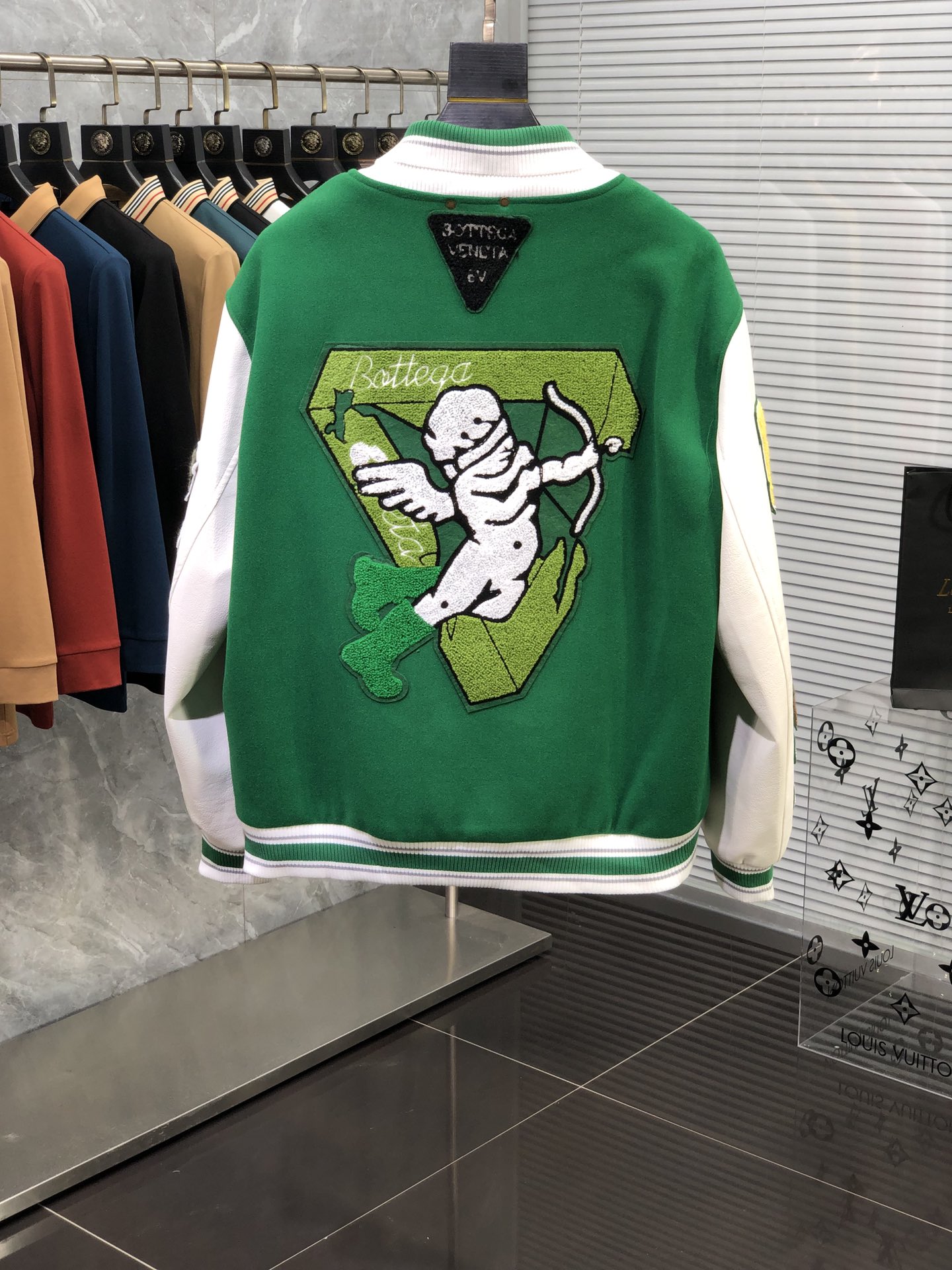 Men Jacket/Sweater Top Quality