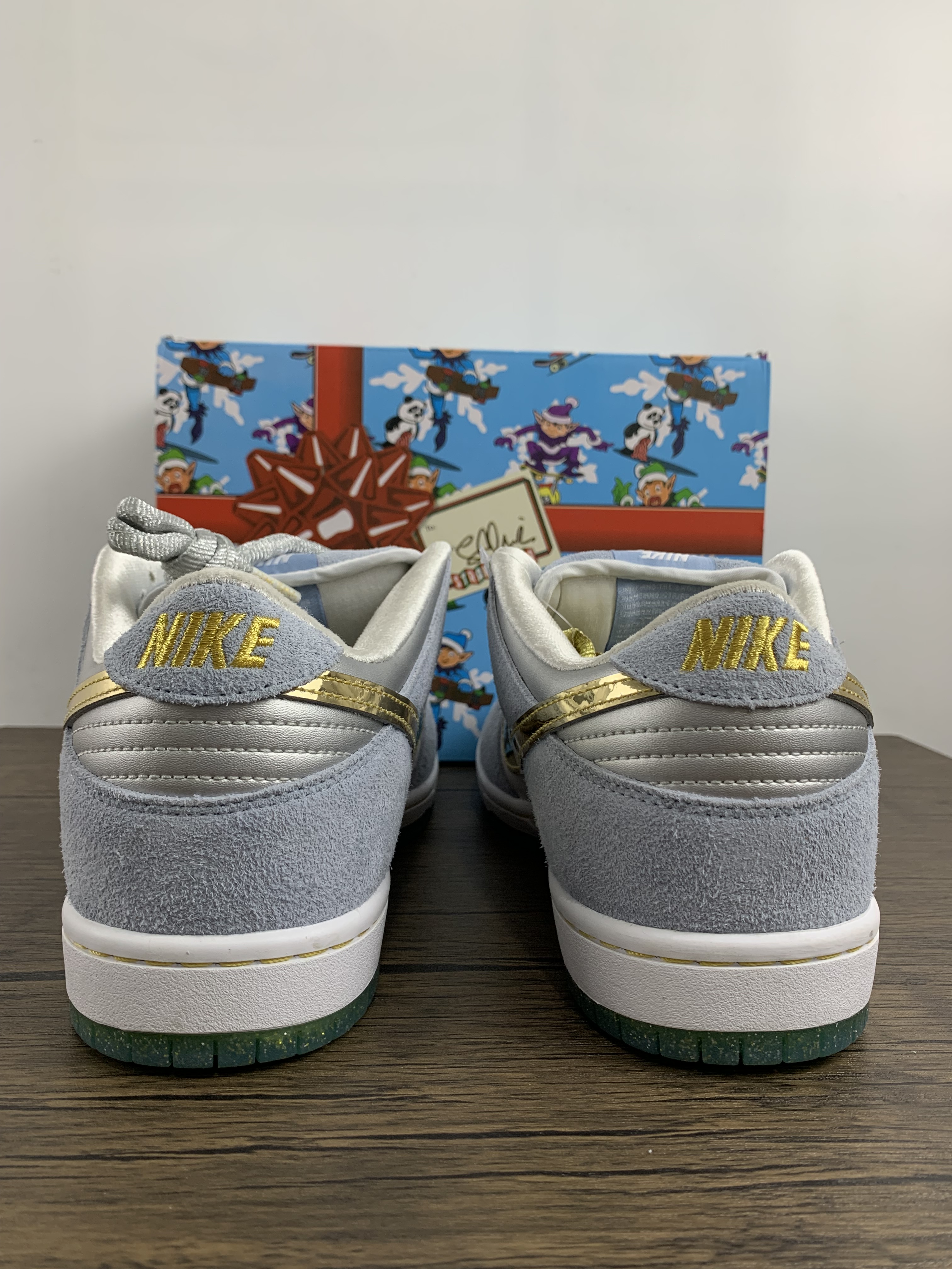 from Nike SB Dunk Low +s*ean cliver DC9936-100