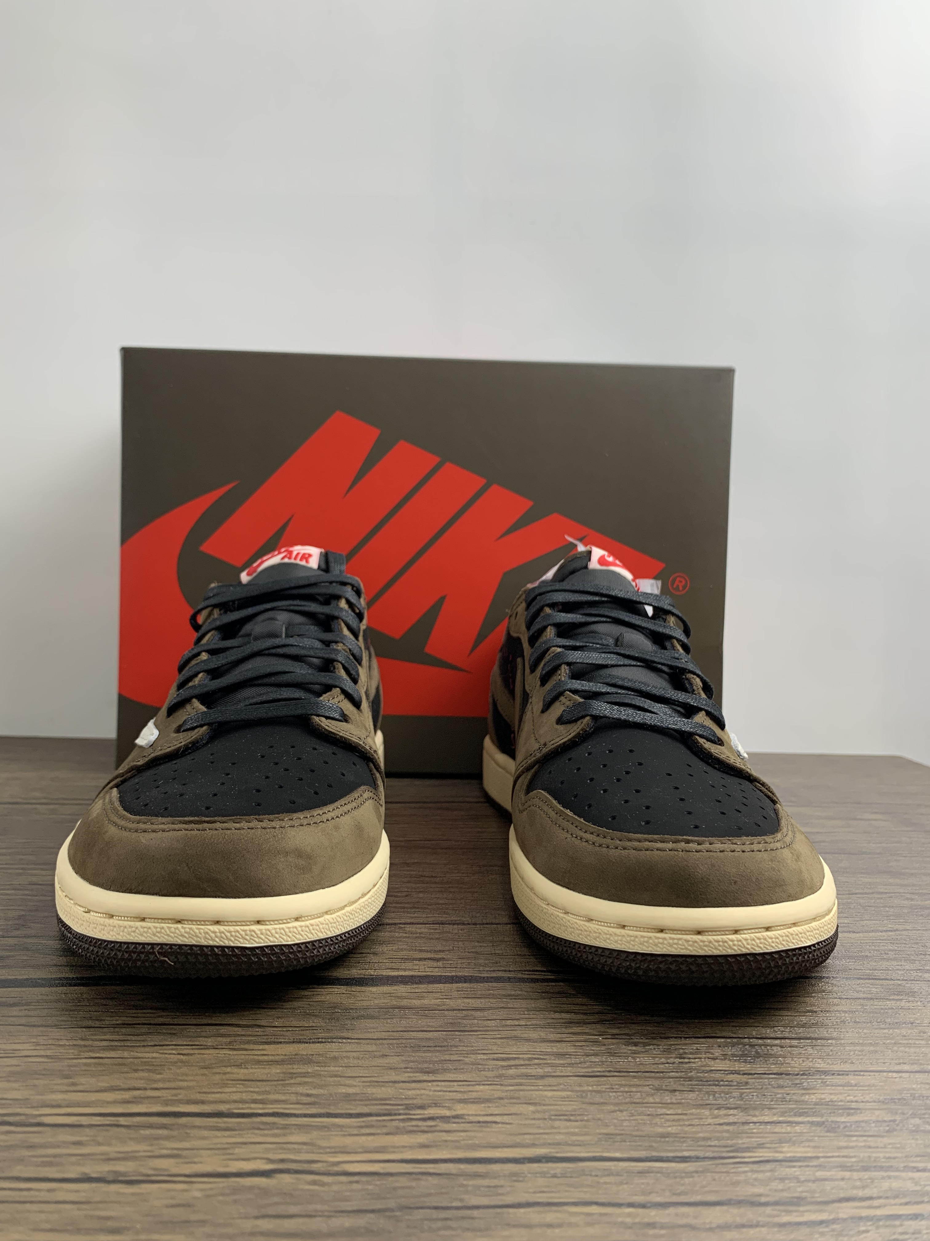 Air Jordan 1 Retro Low OG SP Travis Scott CQ4277-001