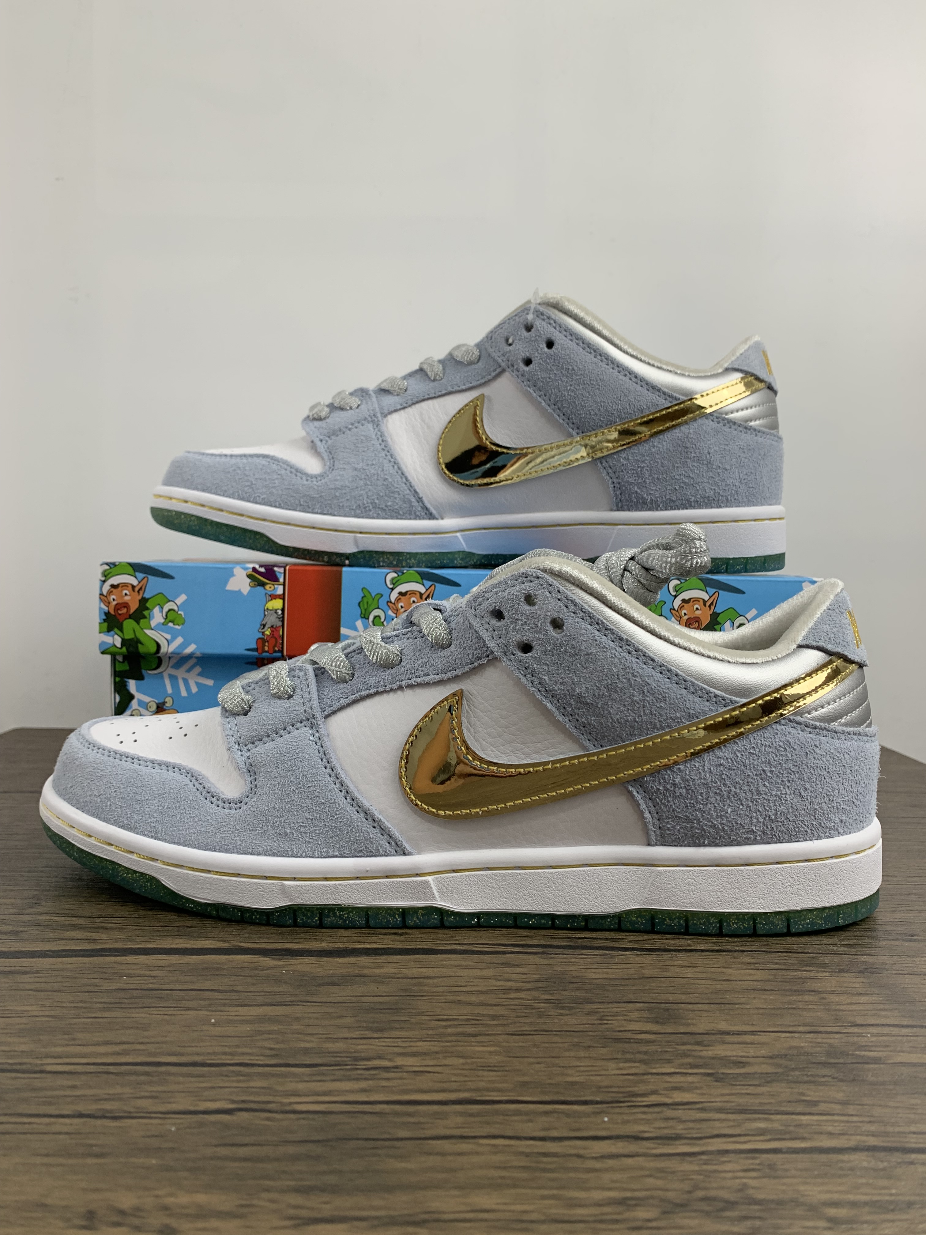 from Nike SB Dunk Low +s*ean cliver DC9936-100