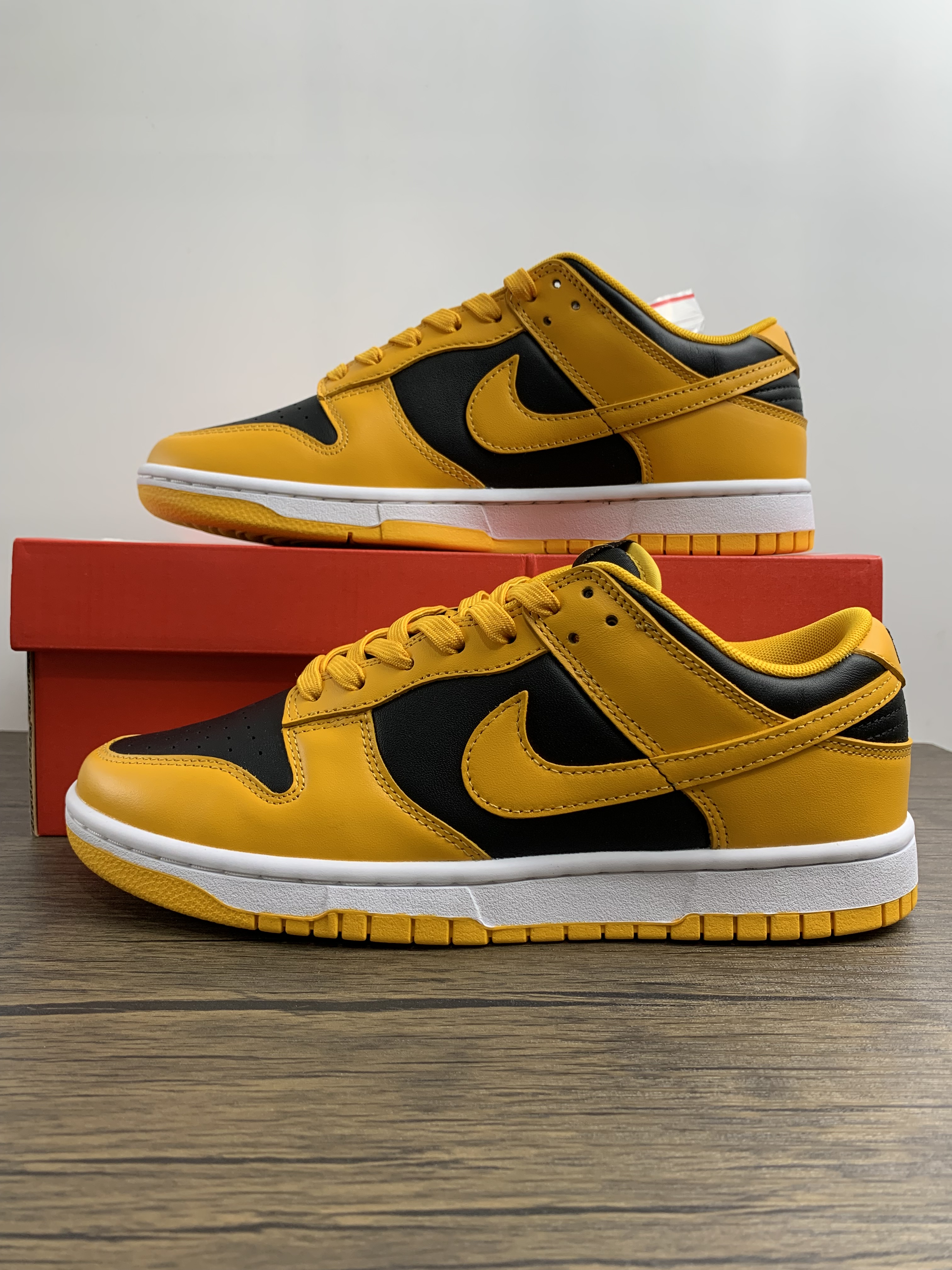 from Dunk Low DD1391-004