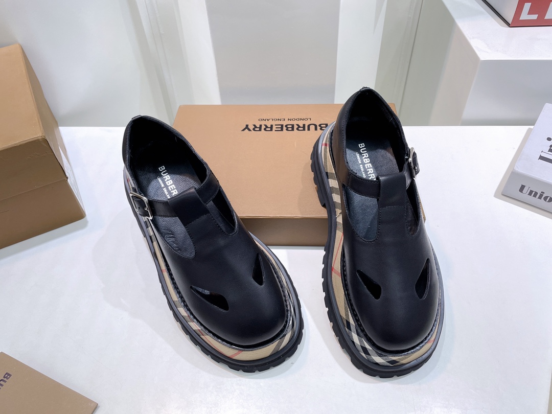 Women B*urberry Top Sneaker