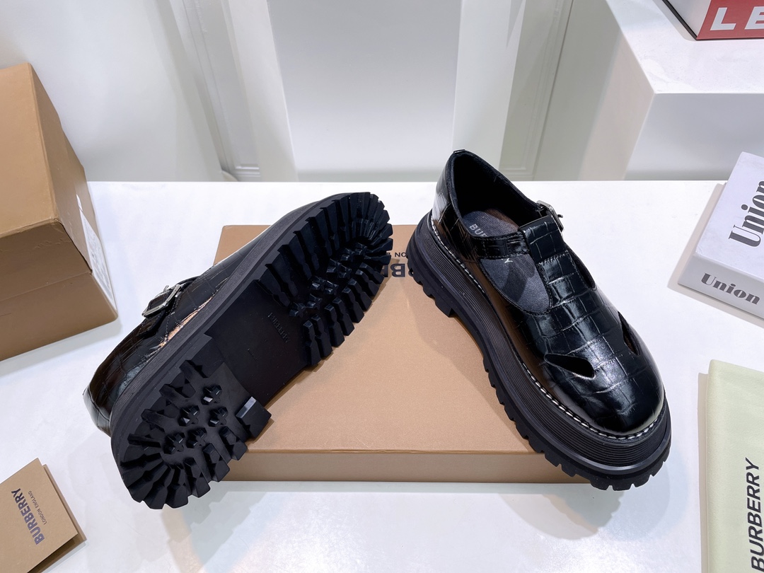 Women B*urberry Top Sneaker