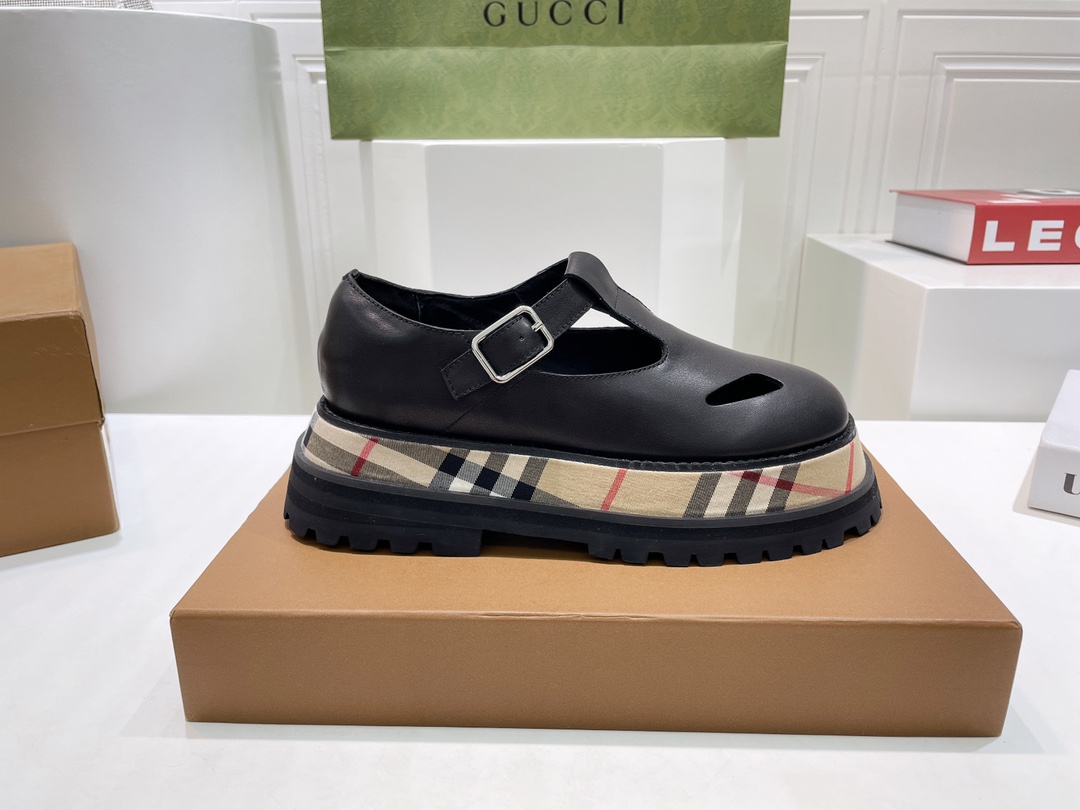 Women B*urberry Top Sneaker