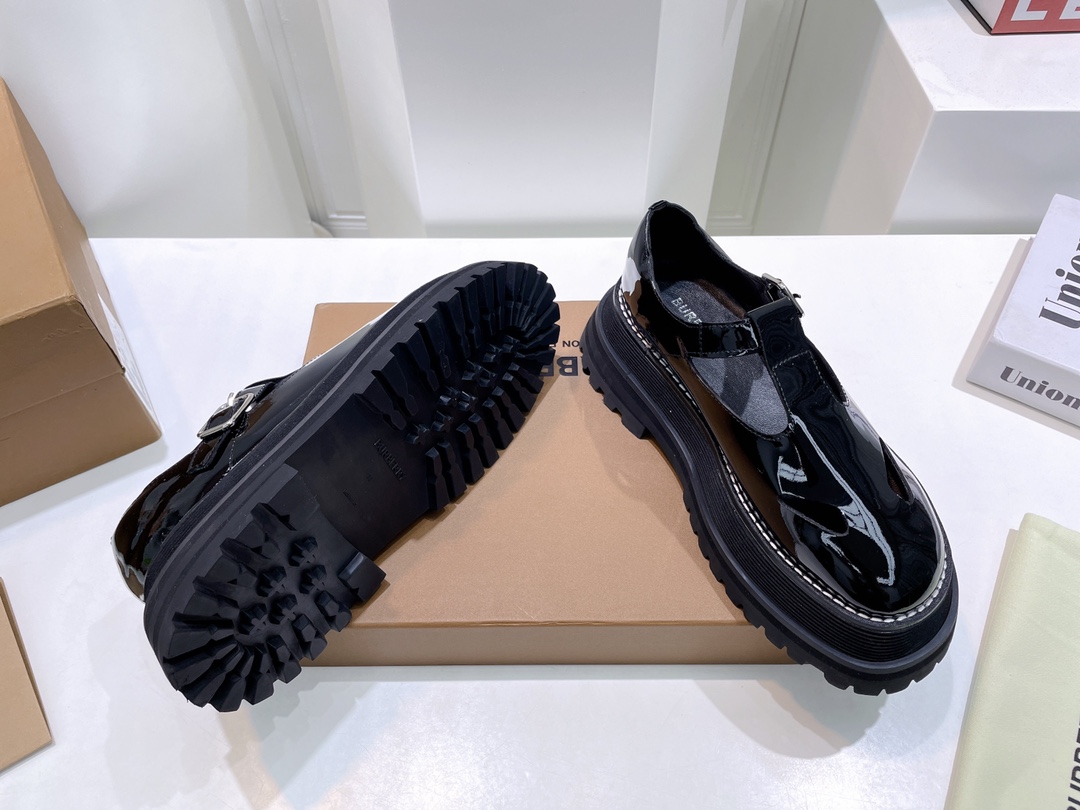 Women B*urberry Top Sneaker