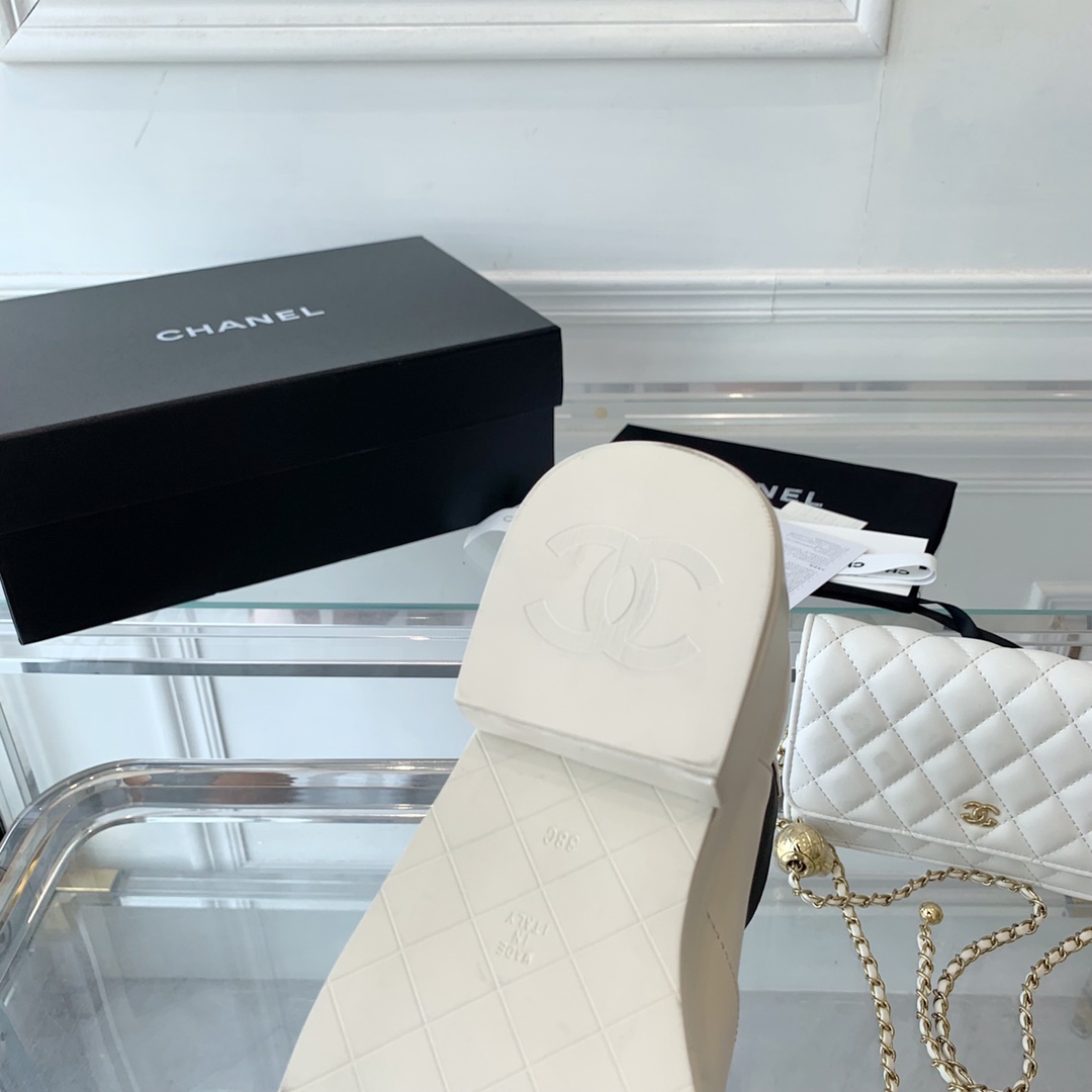 Women C*hanel Top Sneaker