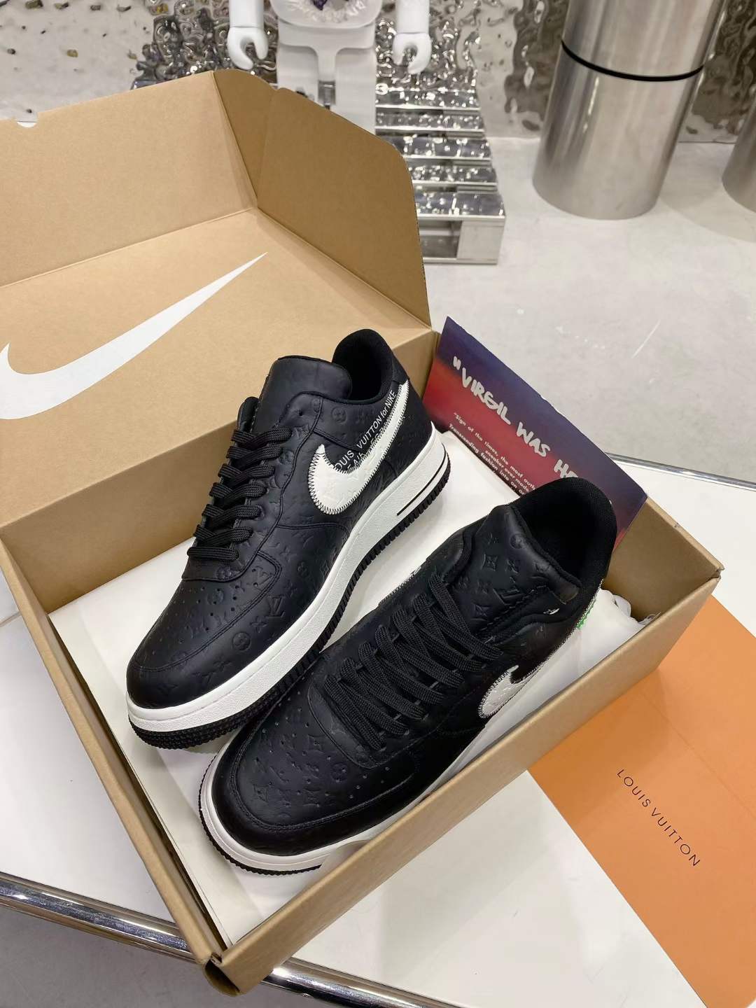 from Men Women L*ouis V*uitton x NIKE Air force1 22ss