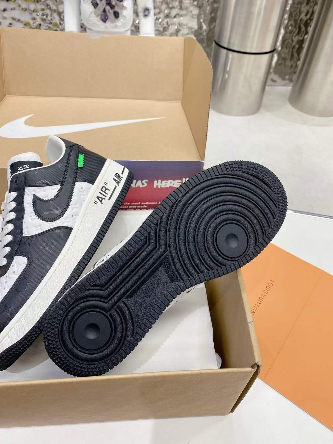 from Men Women L*ouis V*uitton x NIKE Air force1 22ss Sneakers Maikesneakers