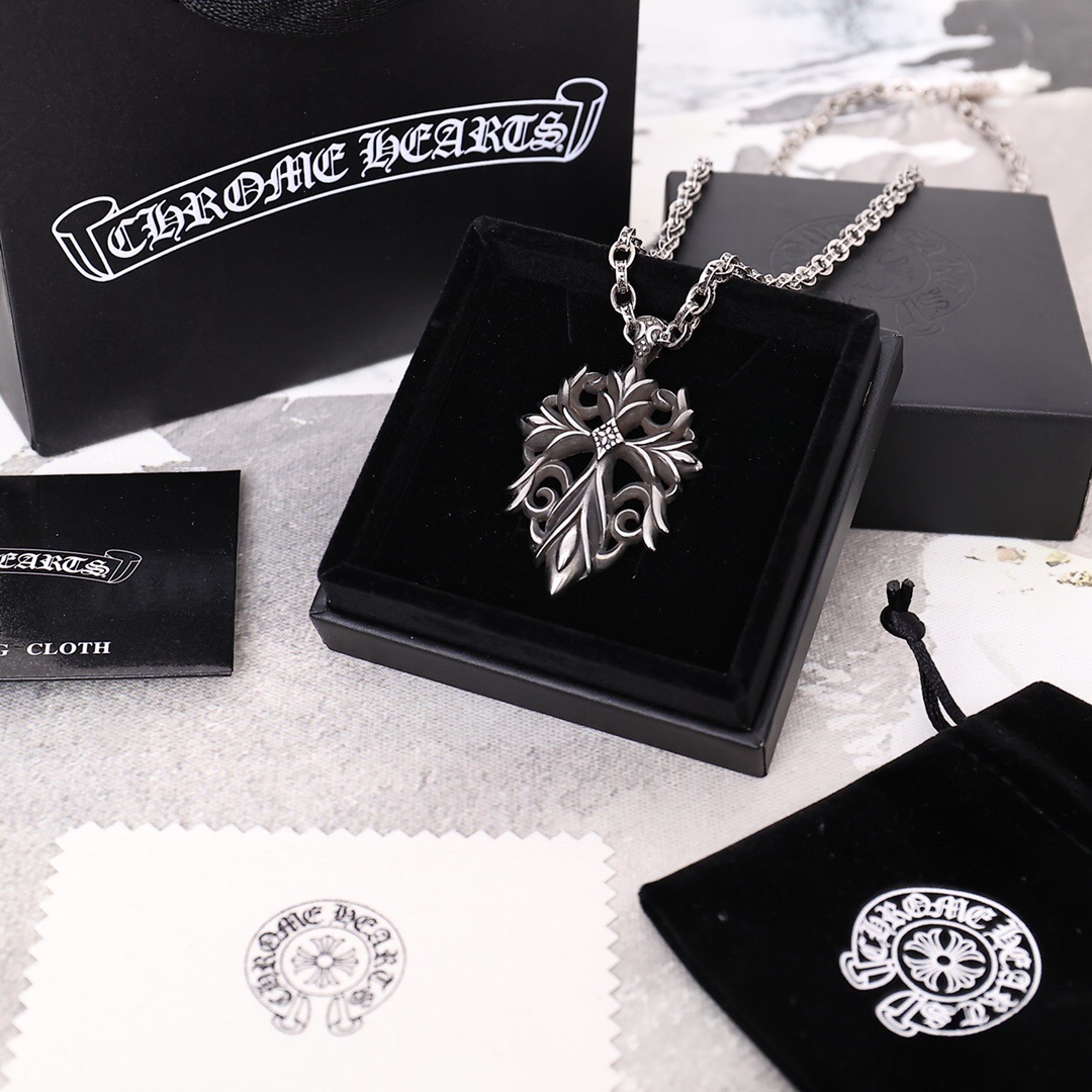 Necklace C*hrome H*earts