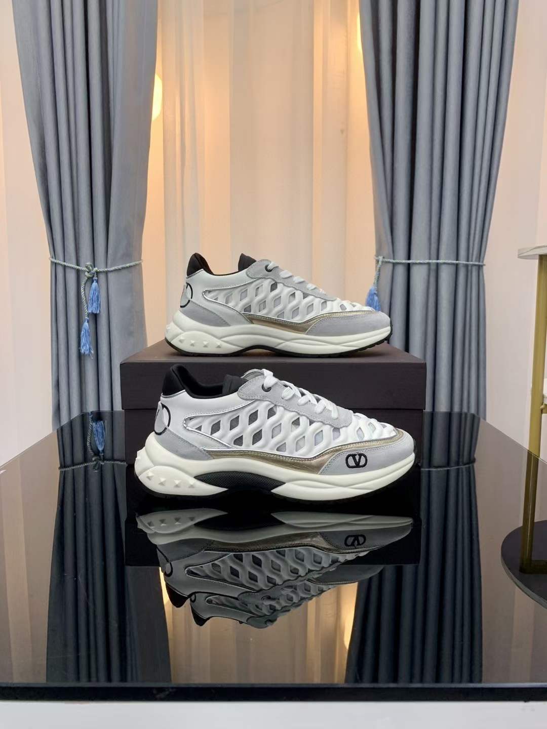 Women Men V*alentino Sneakers Maikesneakers