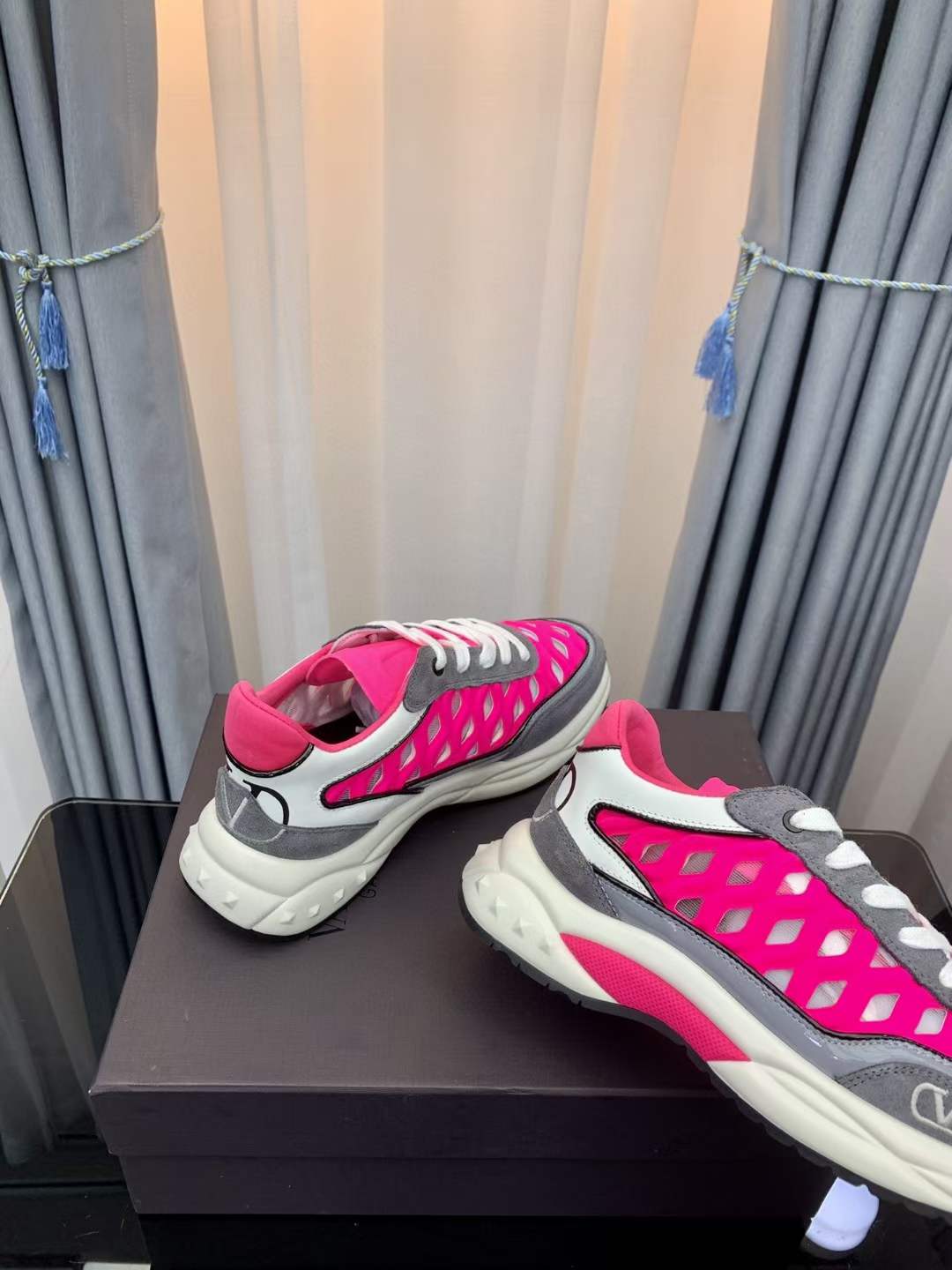 Women Men V*alentino Sneakers Maikesneakers