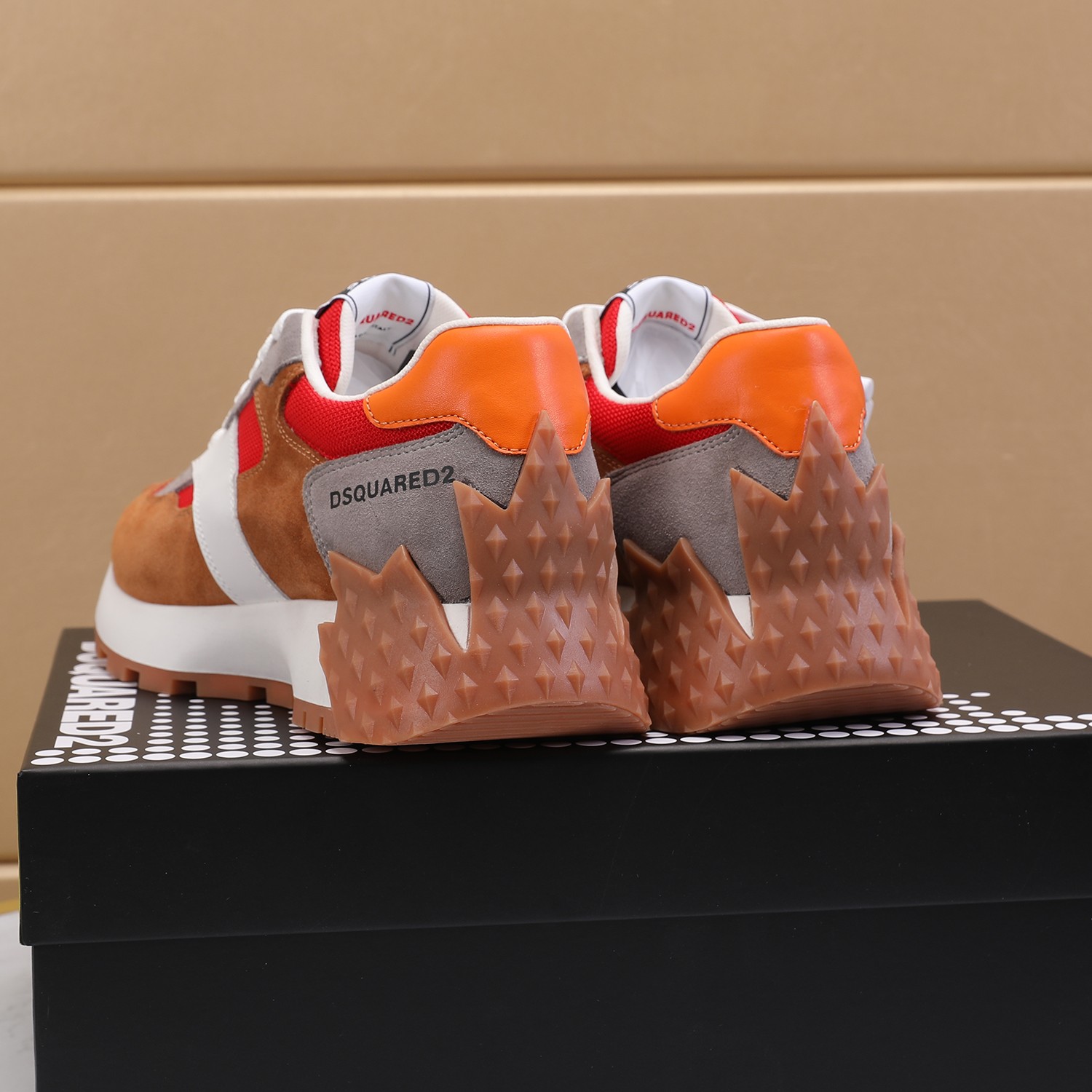 Men O*ff W*hite Top Sneakers