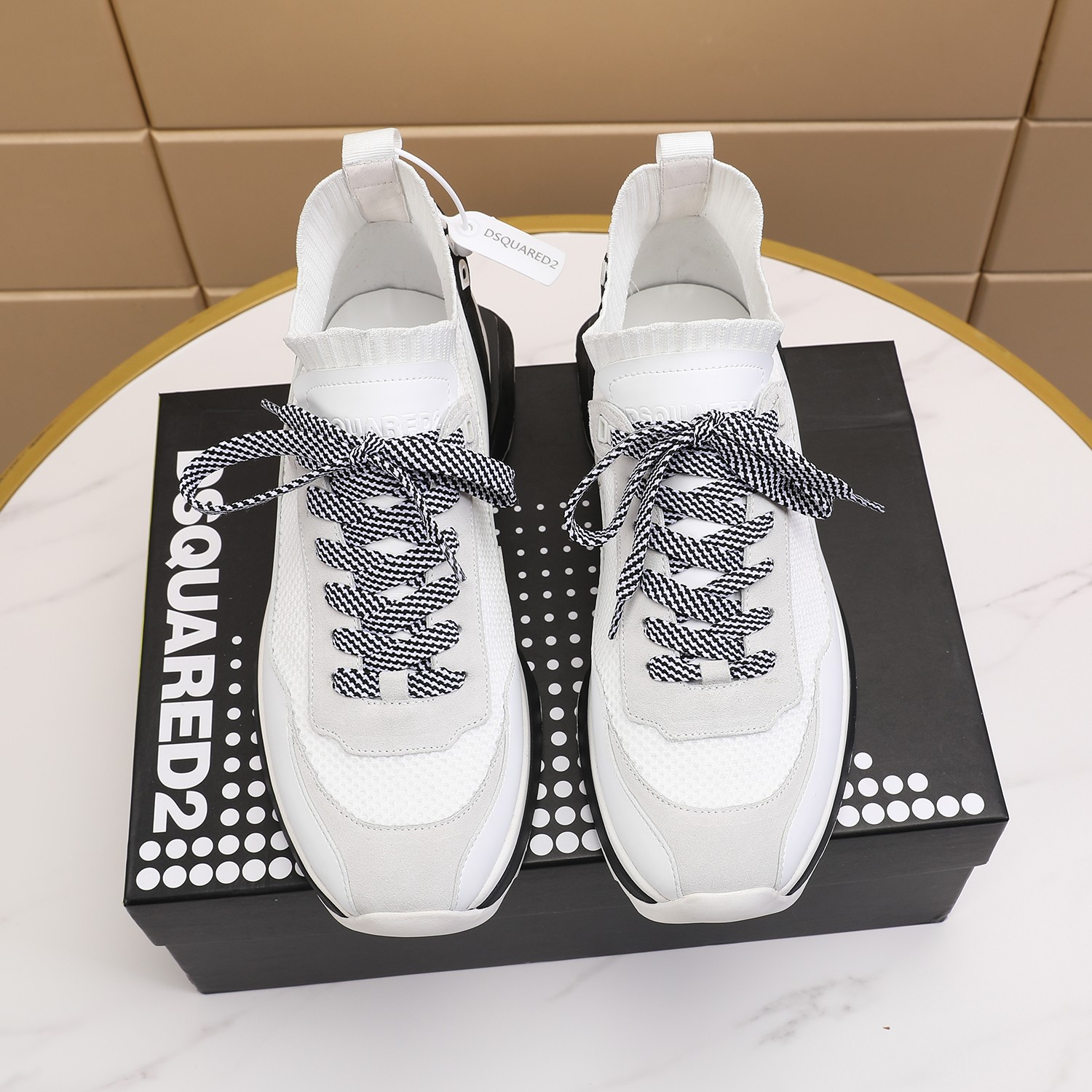 Men O*ff W*hite Top Sneakers