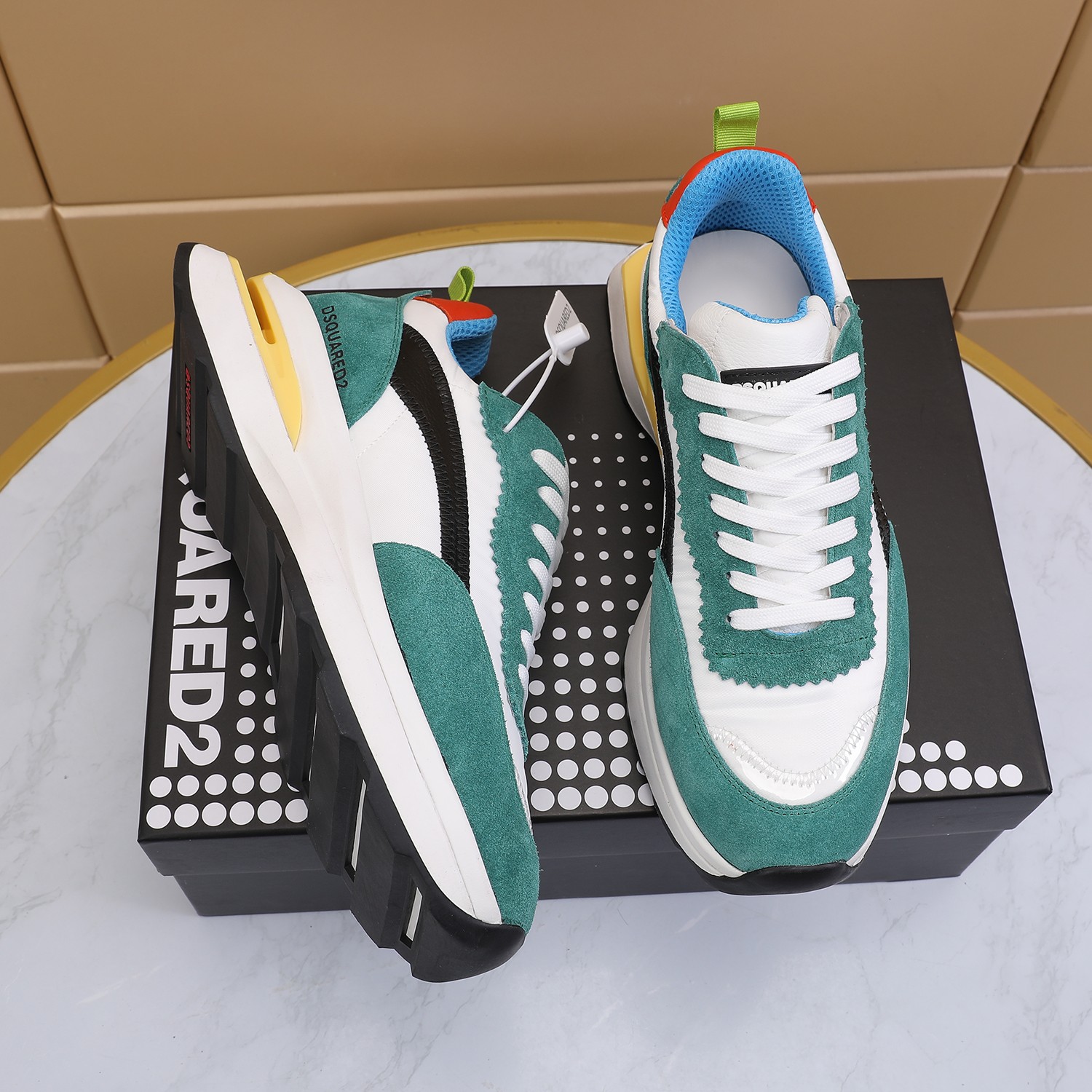 Men O*ff W*hite Top Sneakers