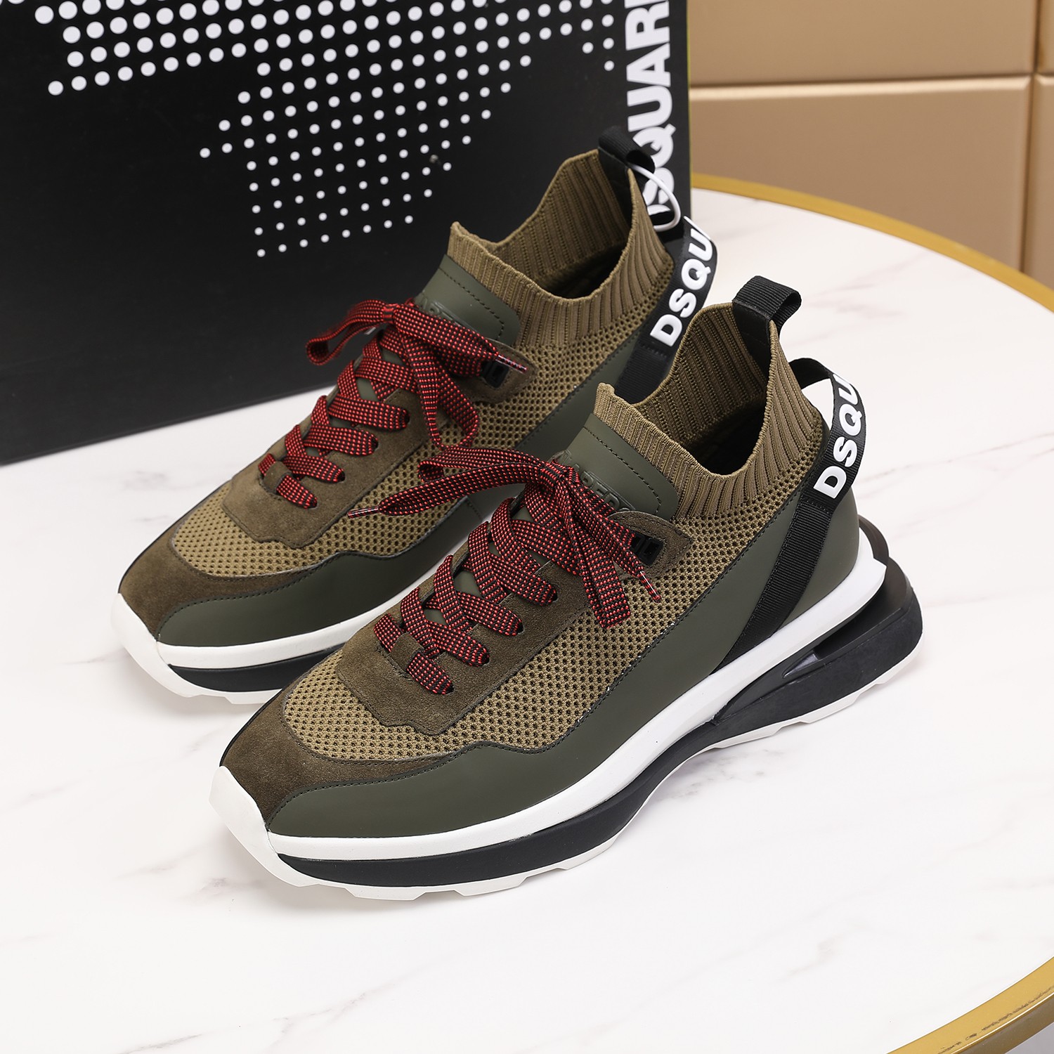 Men O*ff W*hite Top Sneakers