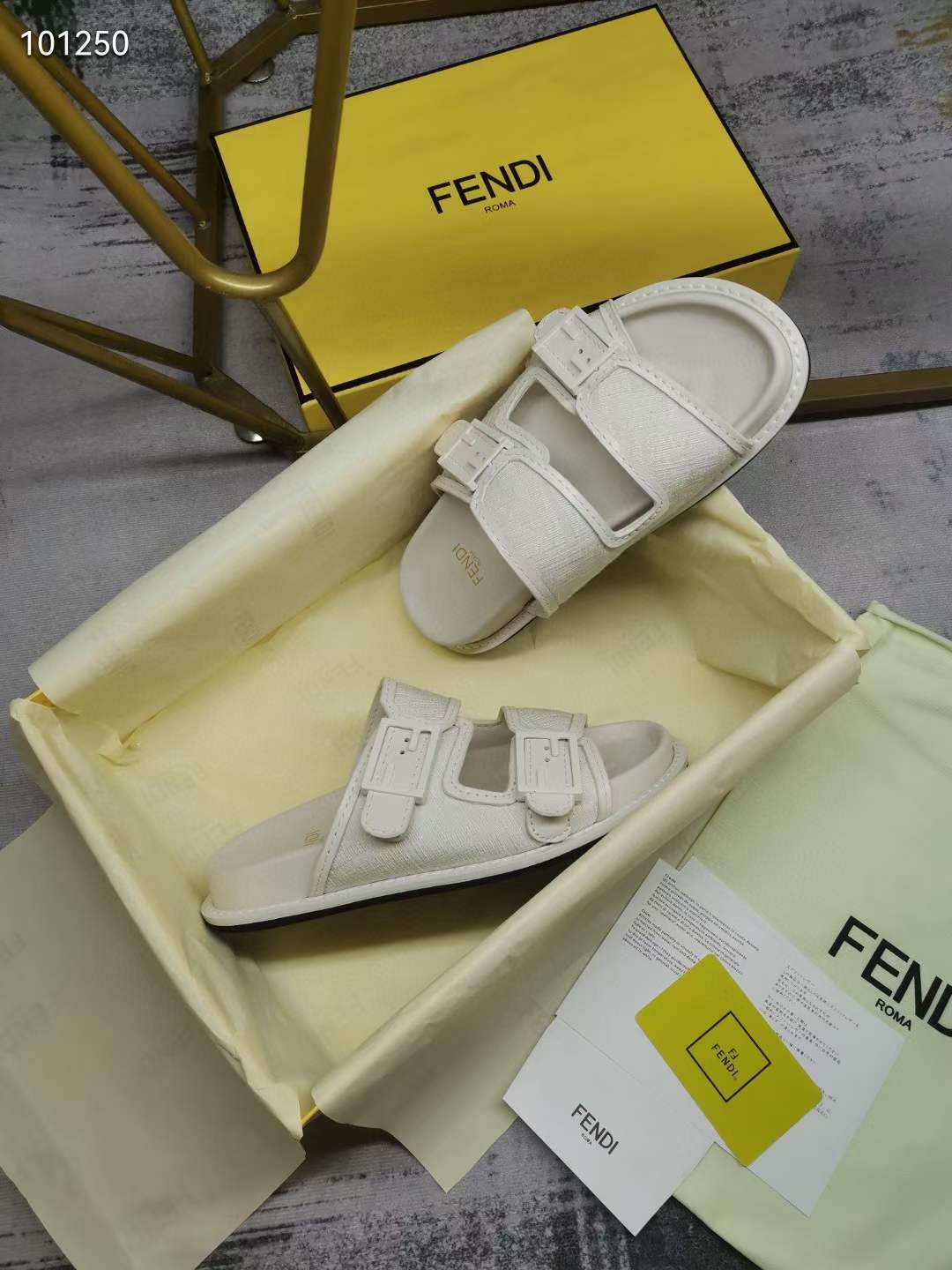 Women Men F*endi Top Sandals ( )