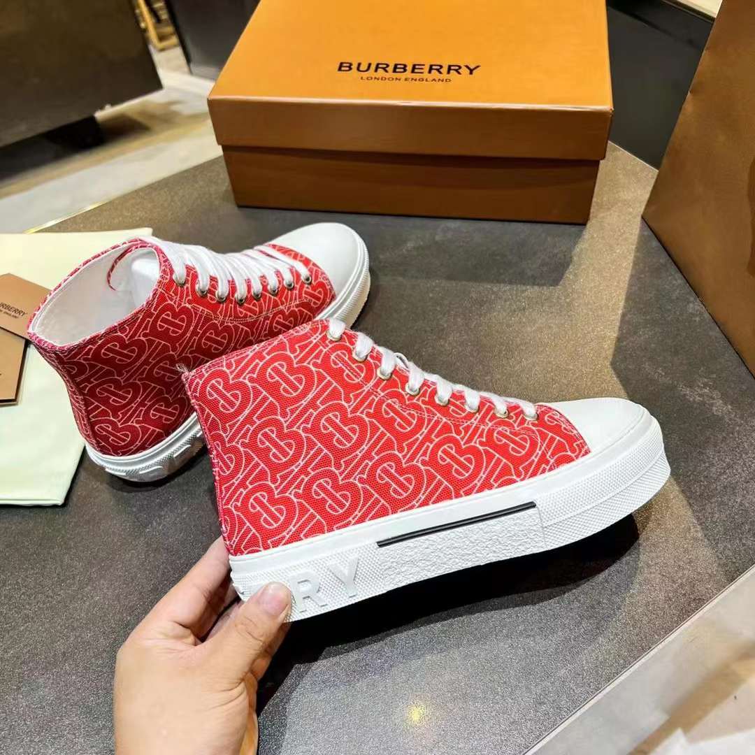 Men Women B*rberry Sneaker ()